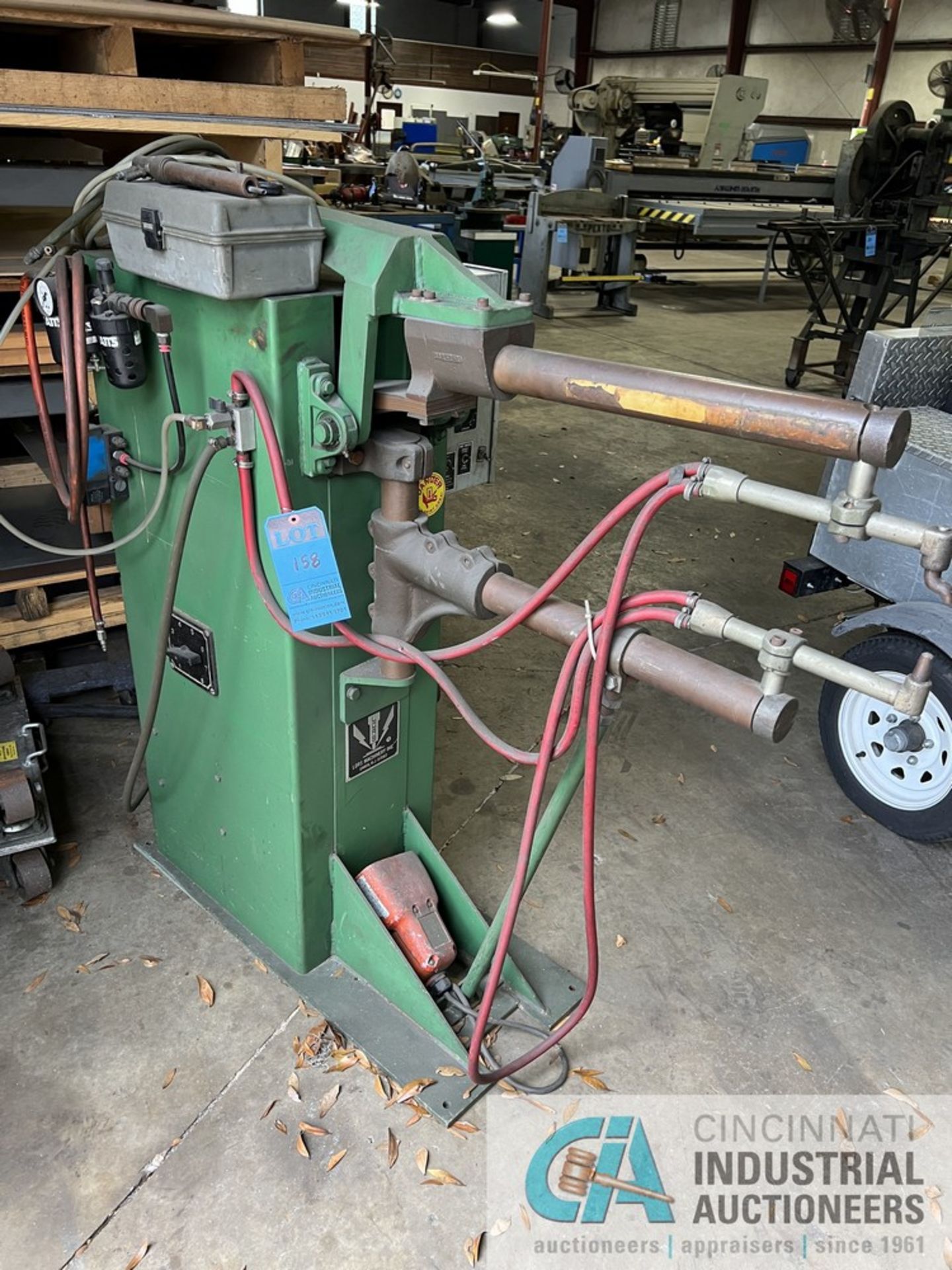 40 KVA LORS MODEL 140AR SPOT WELDER; S/N 595-5953, 30" THROAT