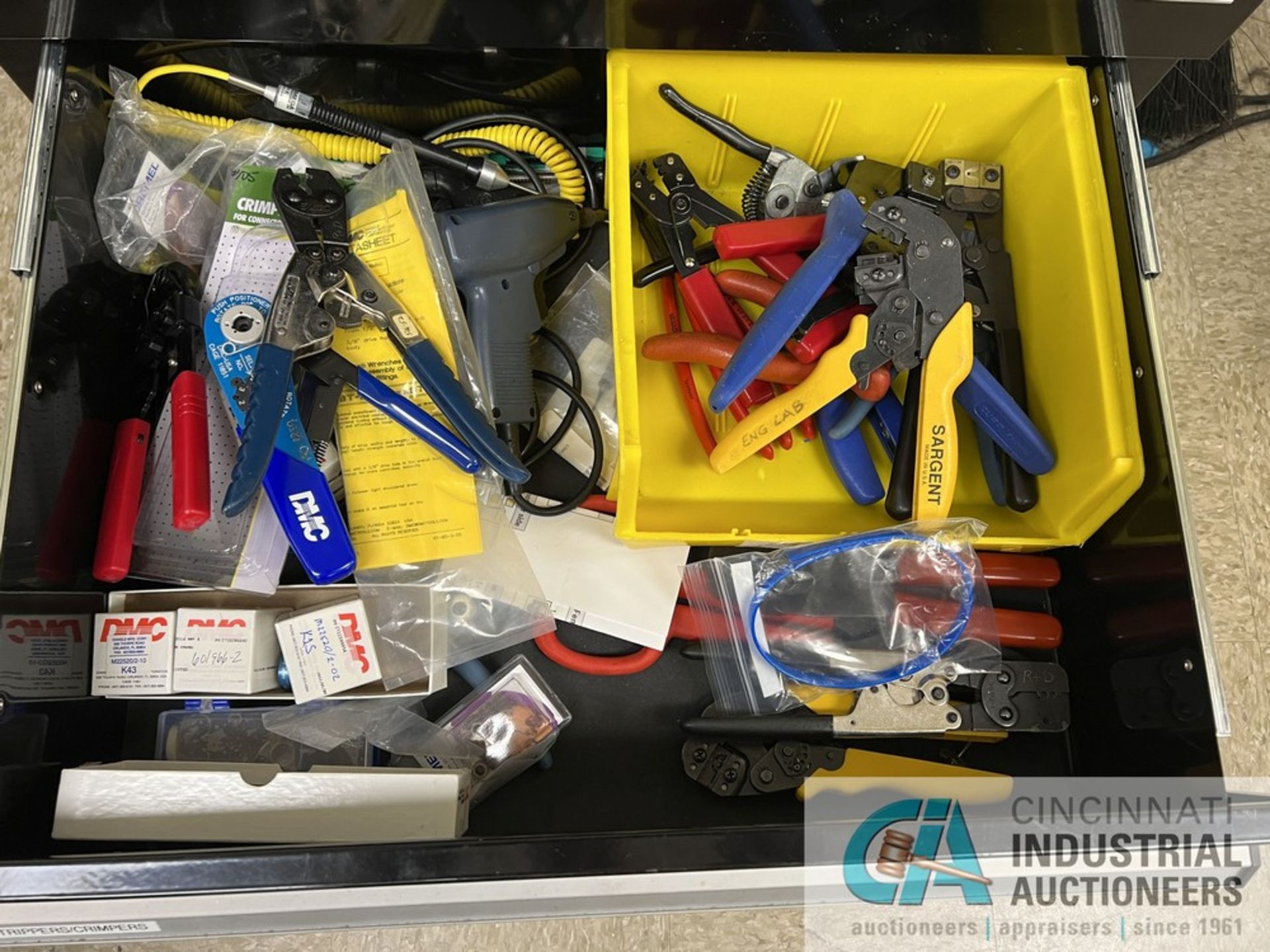 11-DRAWER HUSKY TOOLBOX WITH TOOLS (ENG LAB) - Image 10 of 11