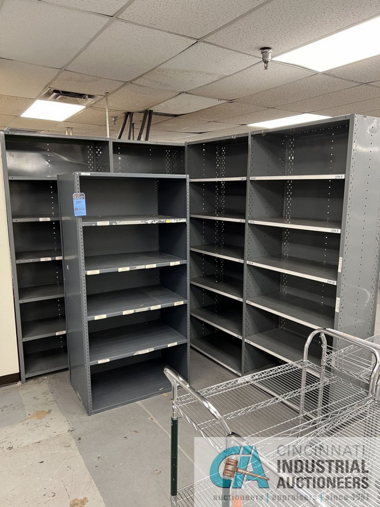 (LOT) STEEL SHELVING (BOND)