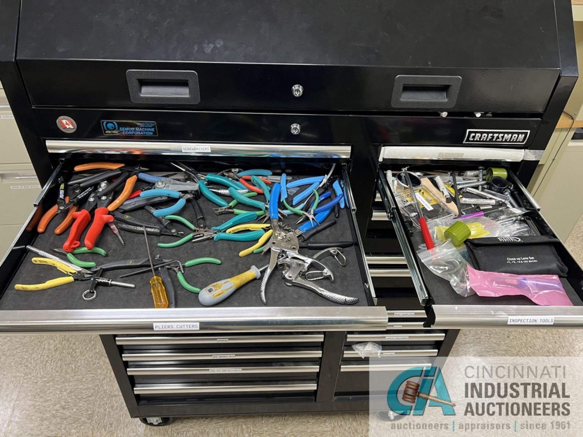 21-DRAWER CRAFTSMAN TOOLBOX WITH TOOLS (ENG LAB) - Image 4 of 13