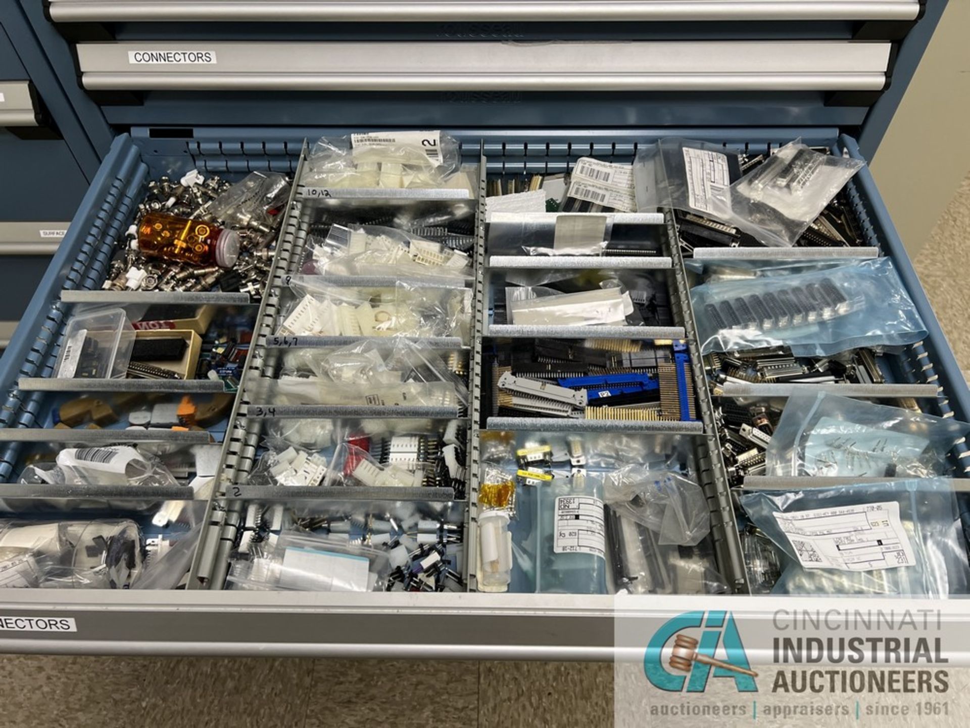 14-DRAWER ROUSSEAU PARTS CABINET WITH CONTENTS INCLUDING WIRING, CONNECTORS, SOLENOIDS, MOTORS, - Image 9 of 15