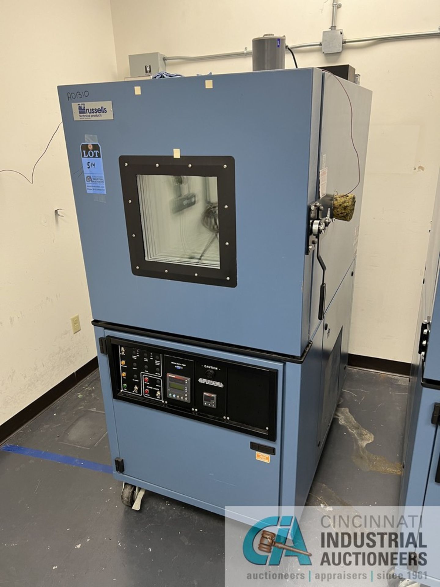 RTP MODEL GB-8-105-105 ENVIRONMENTAL CHAMBER; S/N 09043516, WITH HONEYWELL HUMIDITY CHART - Image 4 of 4