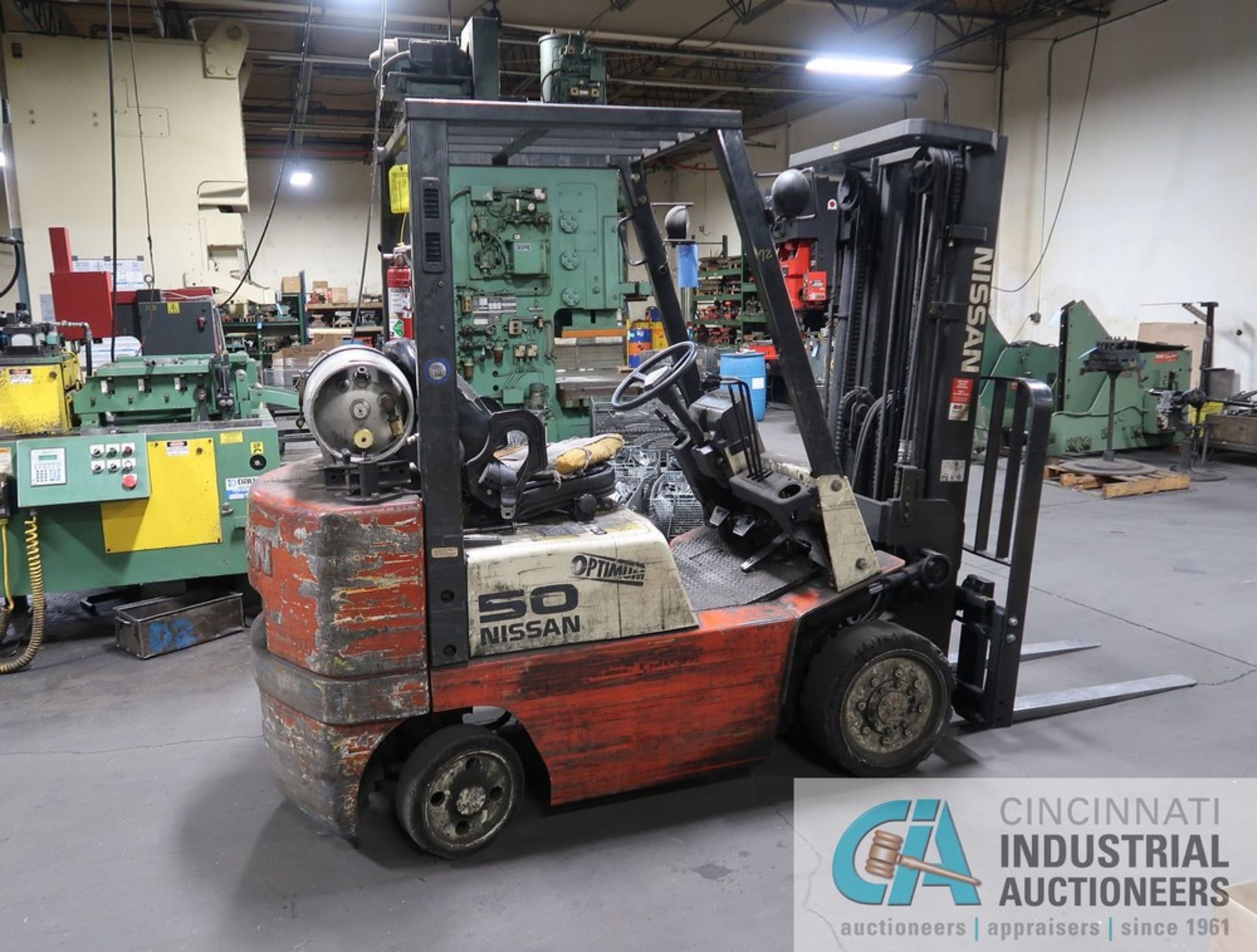 5,000 LB. NISSAN MODEL CPJ02A25PV LP GAS SOLID TIRE THREE-STAGE MAST FORKLIFT; S/N CPJ02-9W2164, - Image 3 of 14