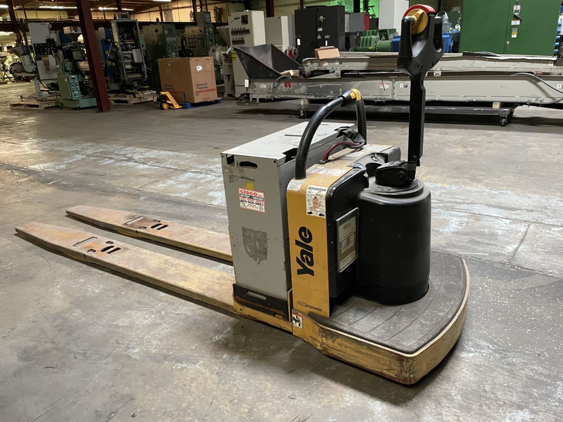 8,000 LB. YALE ELECTRIC PALLET JACK, DOUBLE PALLET LENGTH, 24-VOLT, 775 HOURS, TRUCK WEIGHT WITH BA