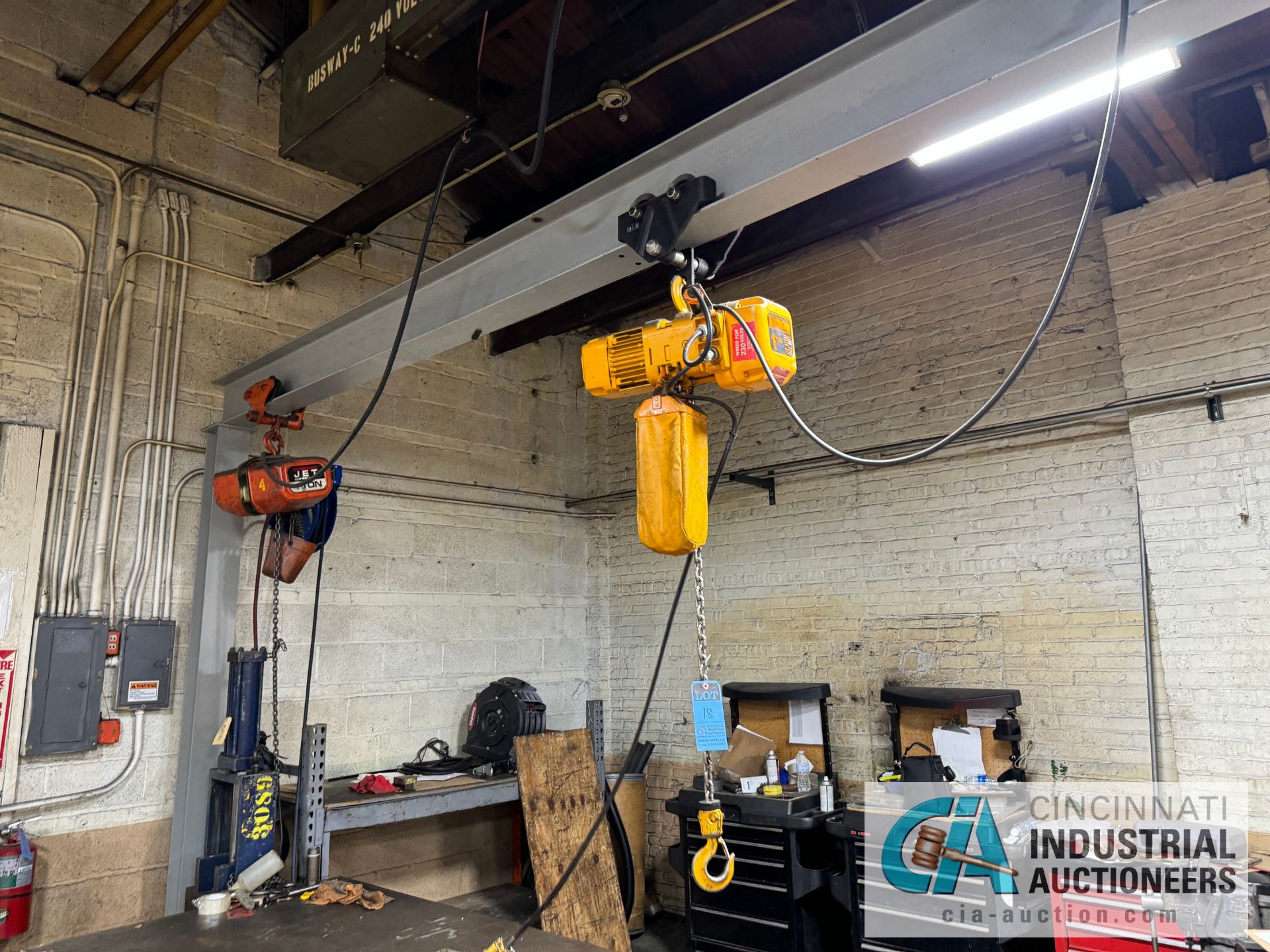 Free Standing 1 Crane w/ (2) 1 Ton Electric Hoists 6"x 6" Beams, 224" Span, 112" Beam Height - Image 2 of 5
