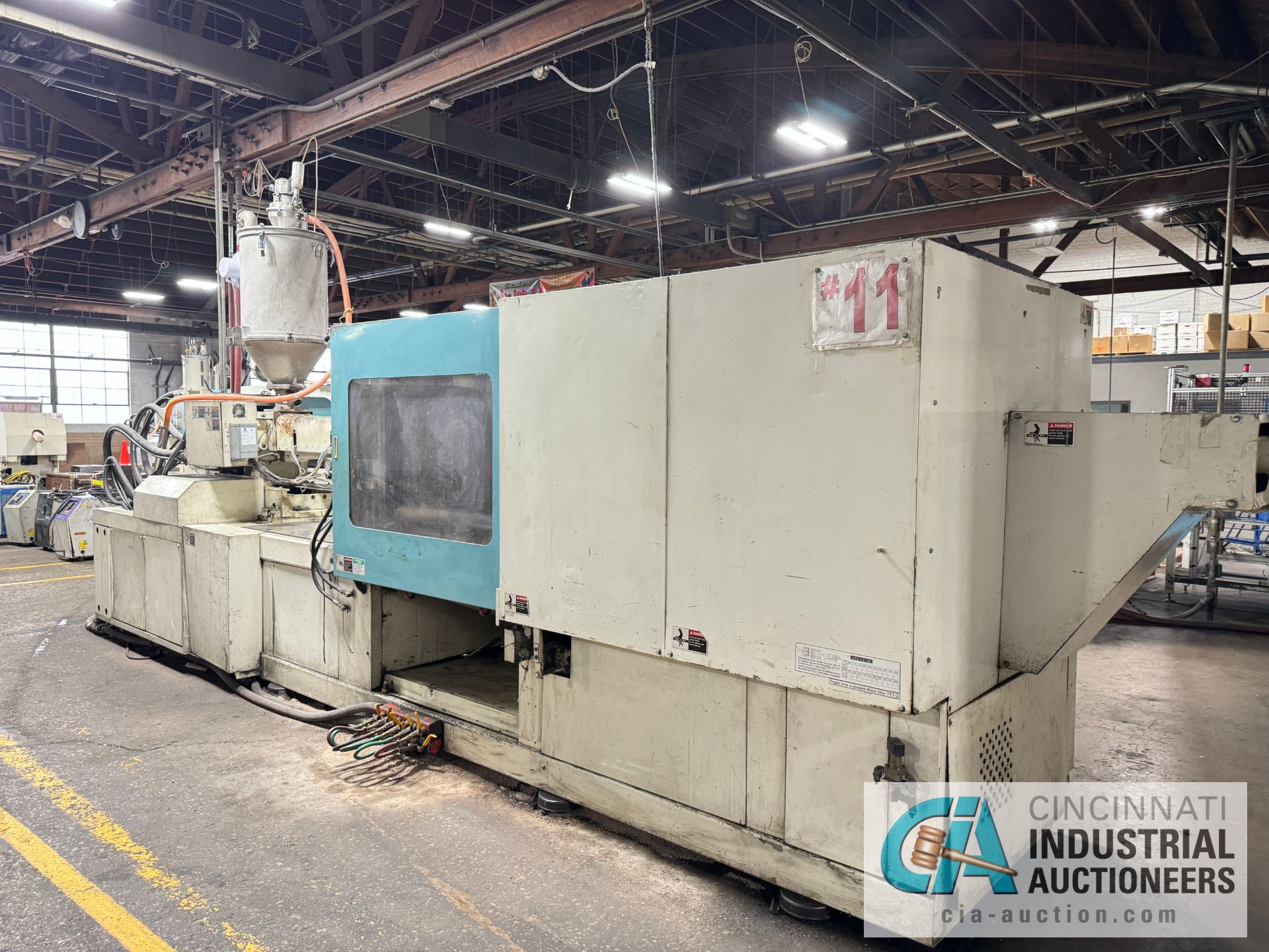 Niigata Model NE385H4, 385-Ton x 43.53-oz, Injection Molding Machine, (1999), s/n 45705H, Tie Bar - Image 10 of 10