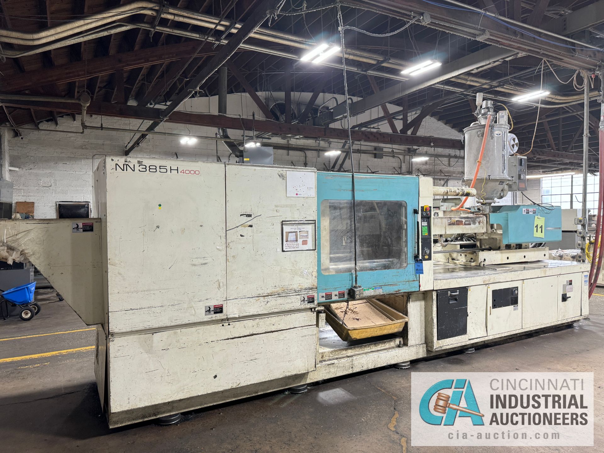 Niigata Model NE385H4, 385-Ton x 43.53-oz, Injection Molding Machine, (1999), s/n 45705H, Tie Bar - Image 3 of 10