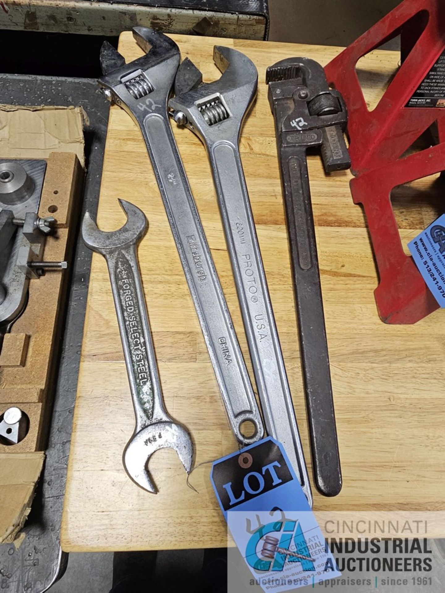 (LOT) ASSORTED WRENCHES AND (2) 3 TON JACK STANDS - Image 2 of 4