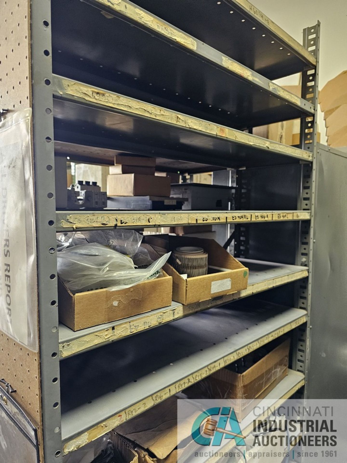 SECTIONS OF SHELVING WITH ELECTRICAL ITEMS BY KEYENCE, SMC, MITSUBISHI, SPELSBERG AND OTHERS - Image 5 of 6