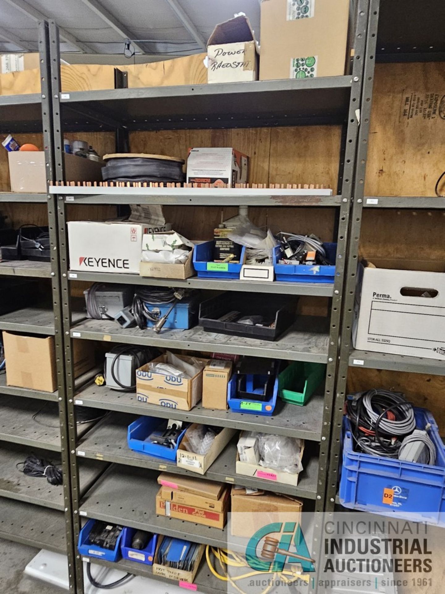 SECTIONS STEEL SHELVING WITH CONTENTS; ELECTRIC PARTS AND MISCELLANEOUS TOOLTEX ITEMS - Image 3 of 6
