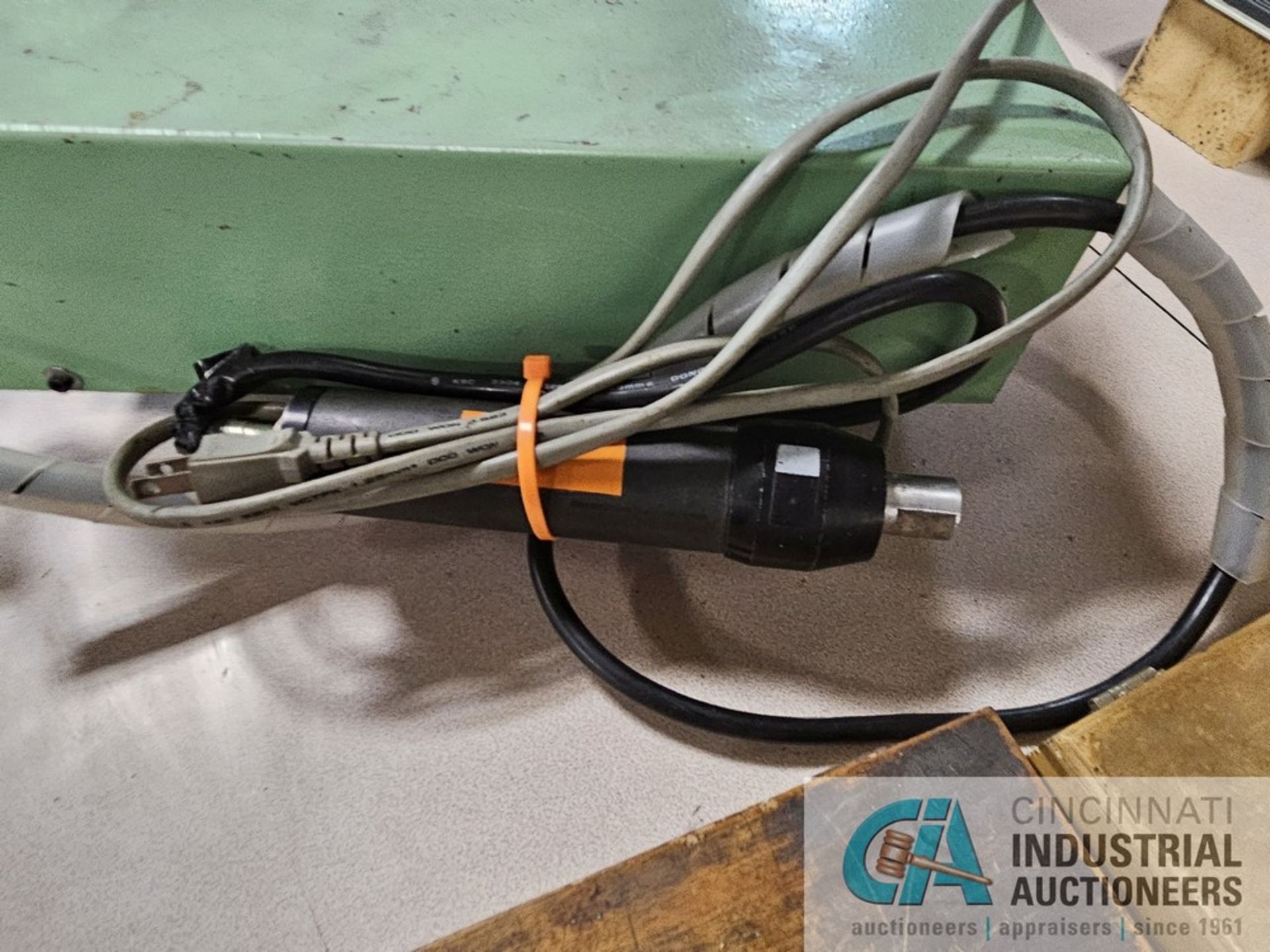 TYPE TW-150 PLASTIC WELDER - Image 2 of 3