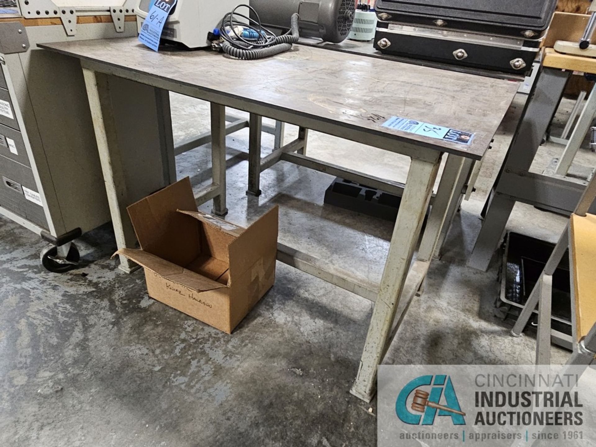 30" X 48" STEEL TABLE, 1/4" THICK TOP