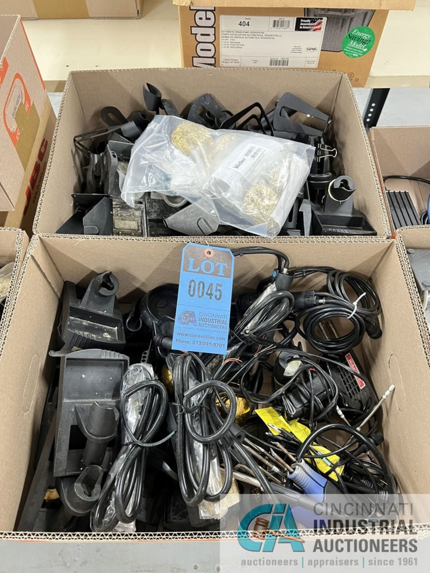 (LOT) MISCELLANEOUS SOLDERING STANDS, GUNS, PLUGS (WAREHOUSE)