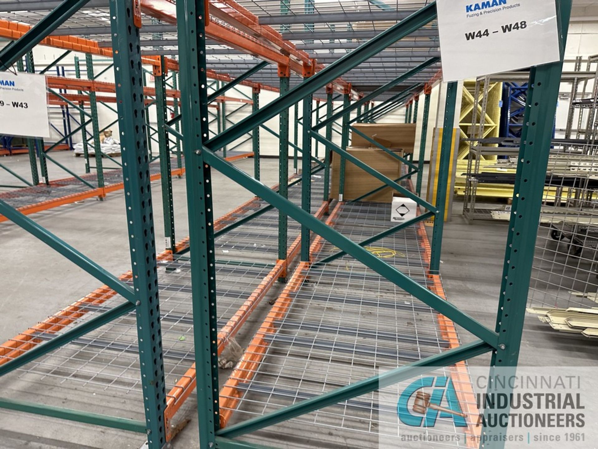 (LOT) (8) SECTIONS 96" X 42" X 96" AND (2) SECTIONS 72" X 42" X 96" ADJUSTABLE BEAM PALLET RACK - Image 8 of 8