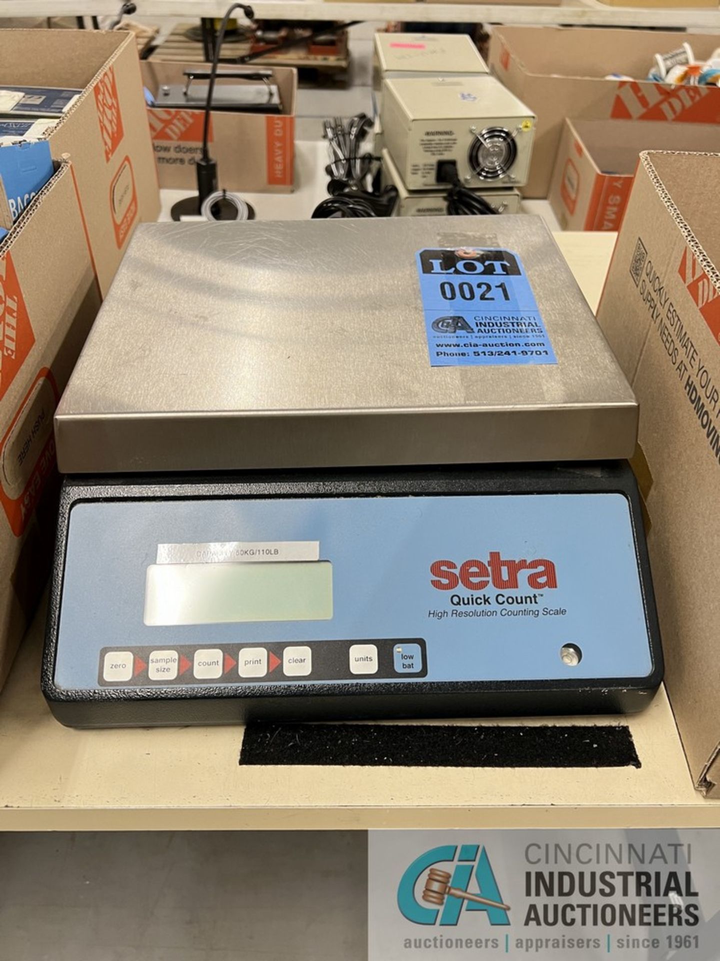 110 LB. CAP SETRA QUICK COUNT HIGH RESOLUTION COUNTING SCALE (WAREHOUSE)