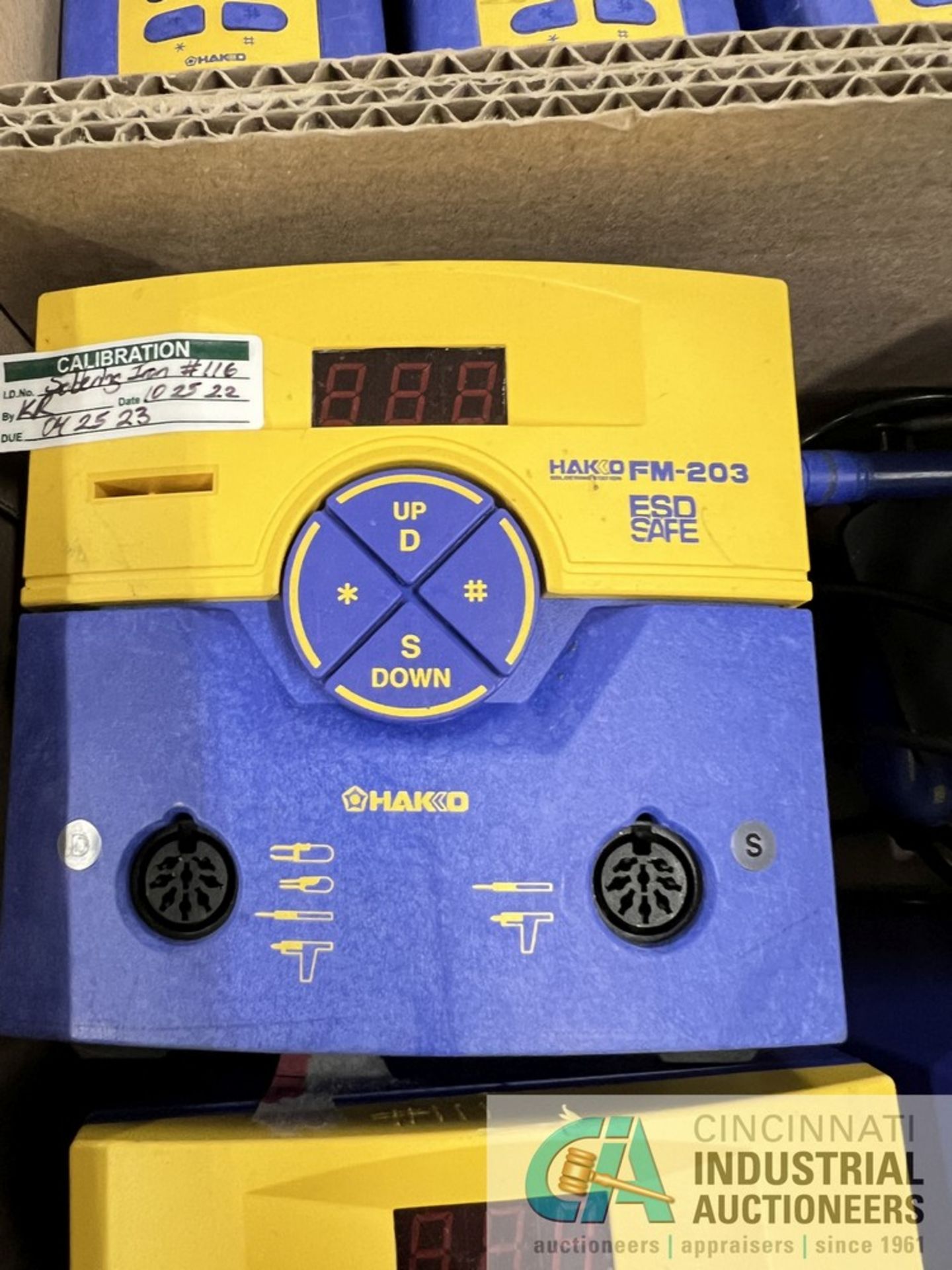 HAKKO MODEL FM-203 DUAL PORT SOLDERING STATIONS (WAREHOUSE) - Image 2 of 2