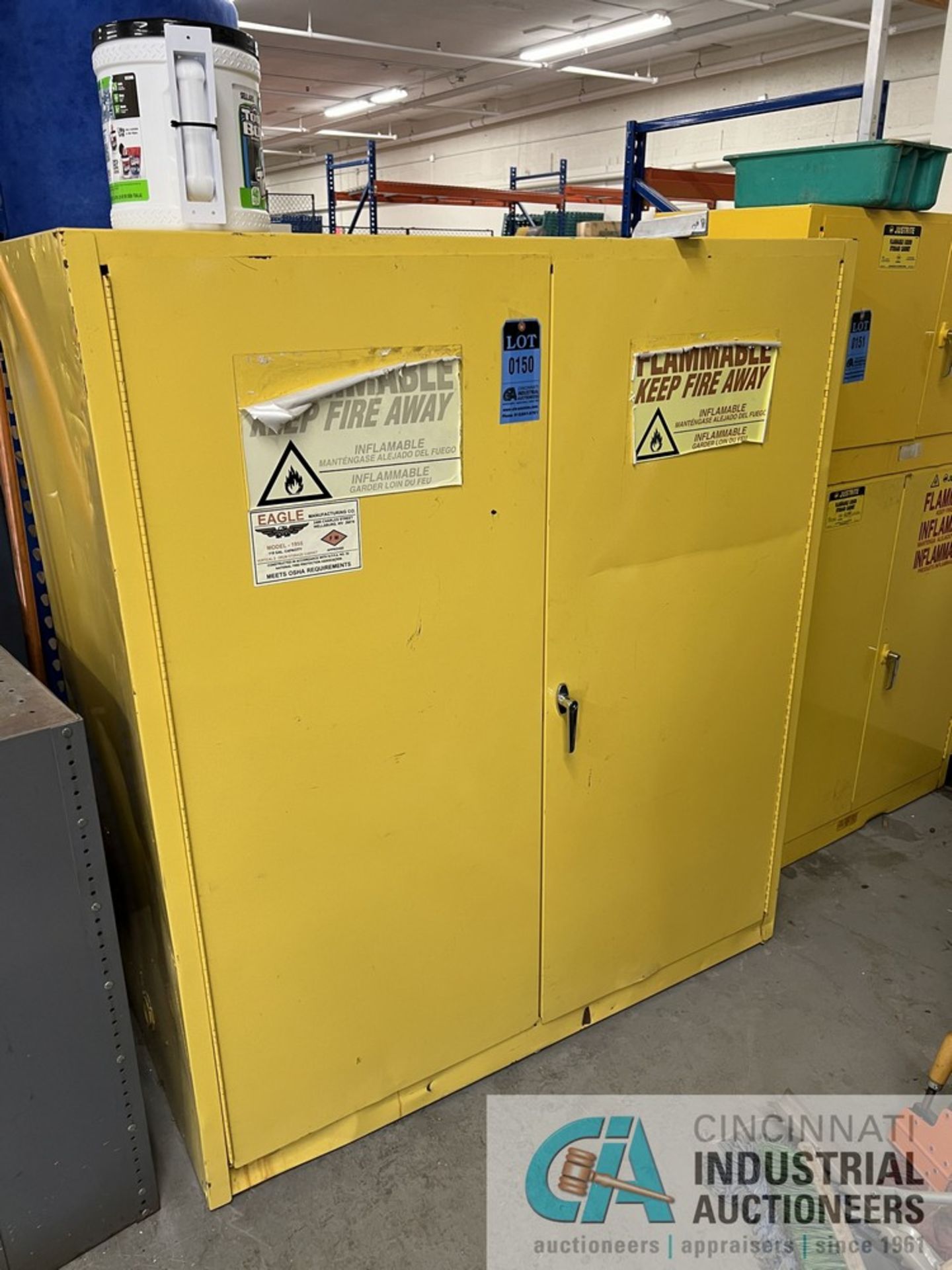 110 GALLON CAP EAGLE FLAMMABLE LIQUID CABINET (WAREHOUSE)