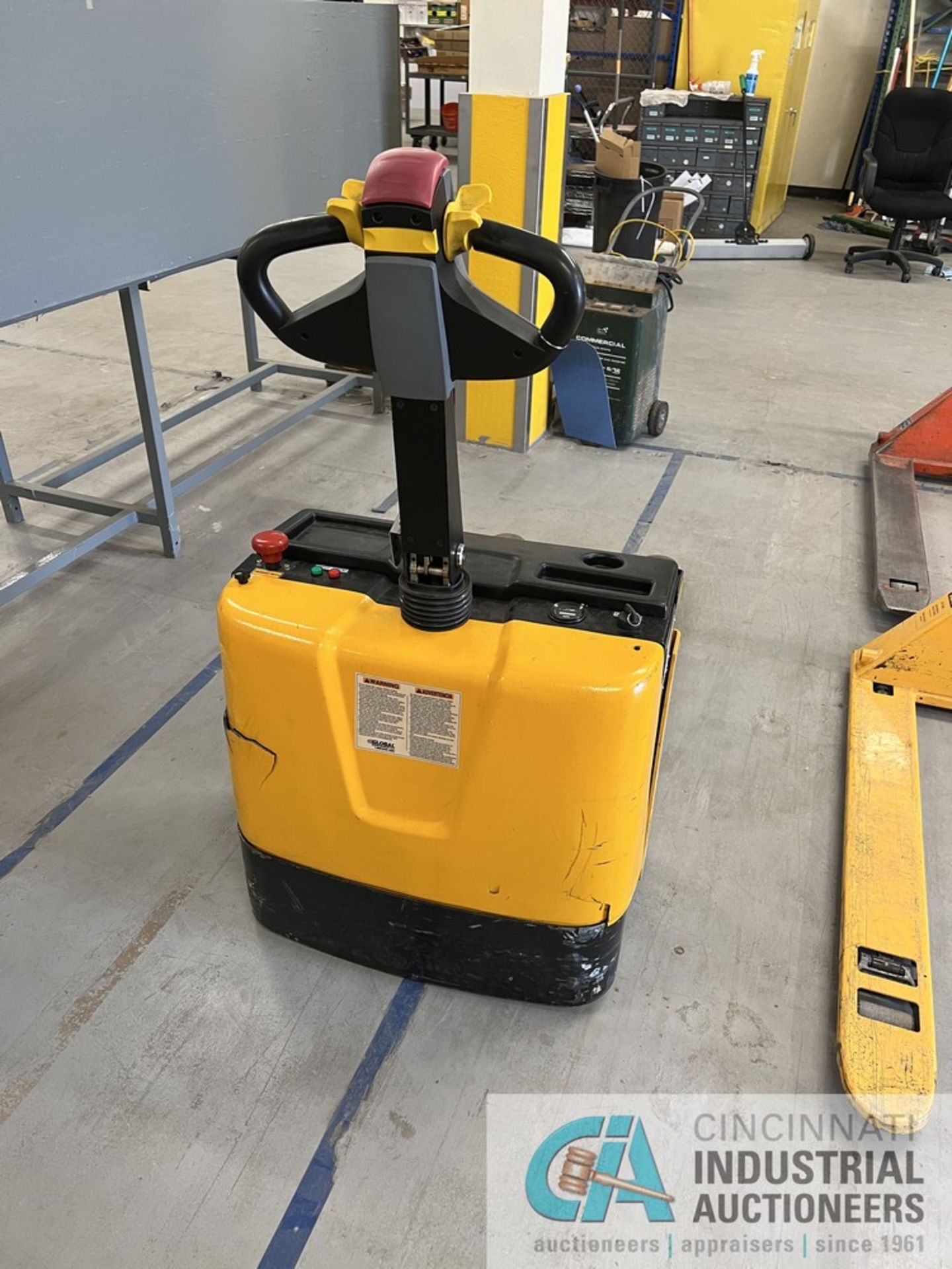 3,300 LB. GLOBAL MODEL RA15W ELECTRIC PALLET TRUCK; S/N 16117657, 24 VOLT (NEW 2016) (WAREHOUSE) - Image 2 of 4