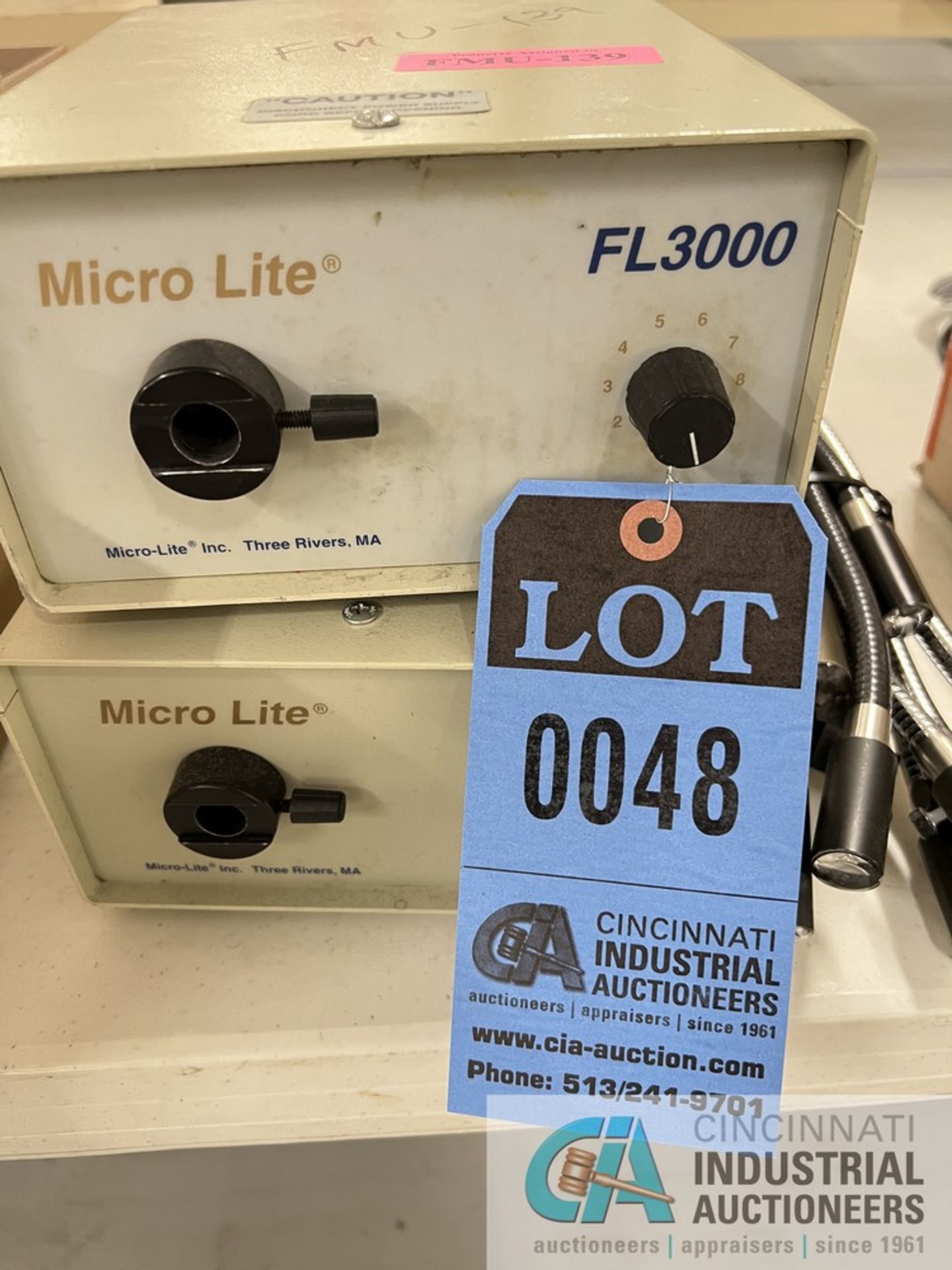 MICRO-LITE MODEL FL3000 FIBER OPTIC LIGHTS (WAREHOUSE) - Image 2 of 2