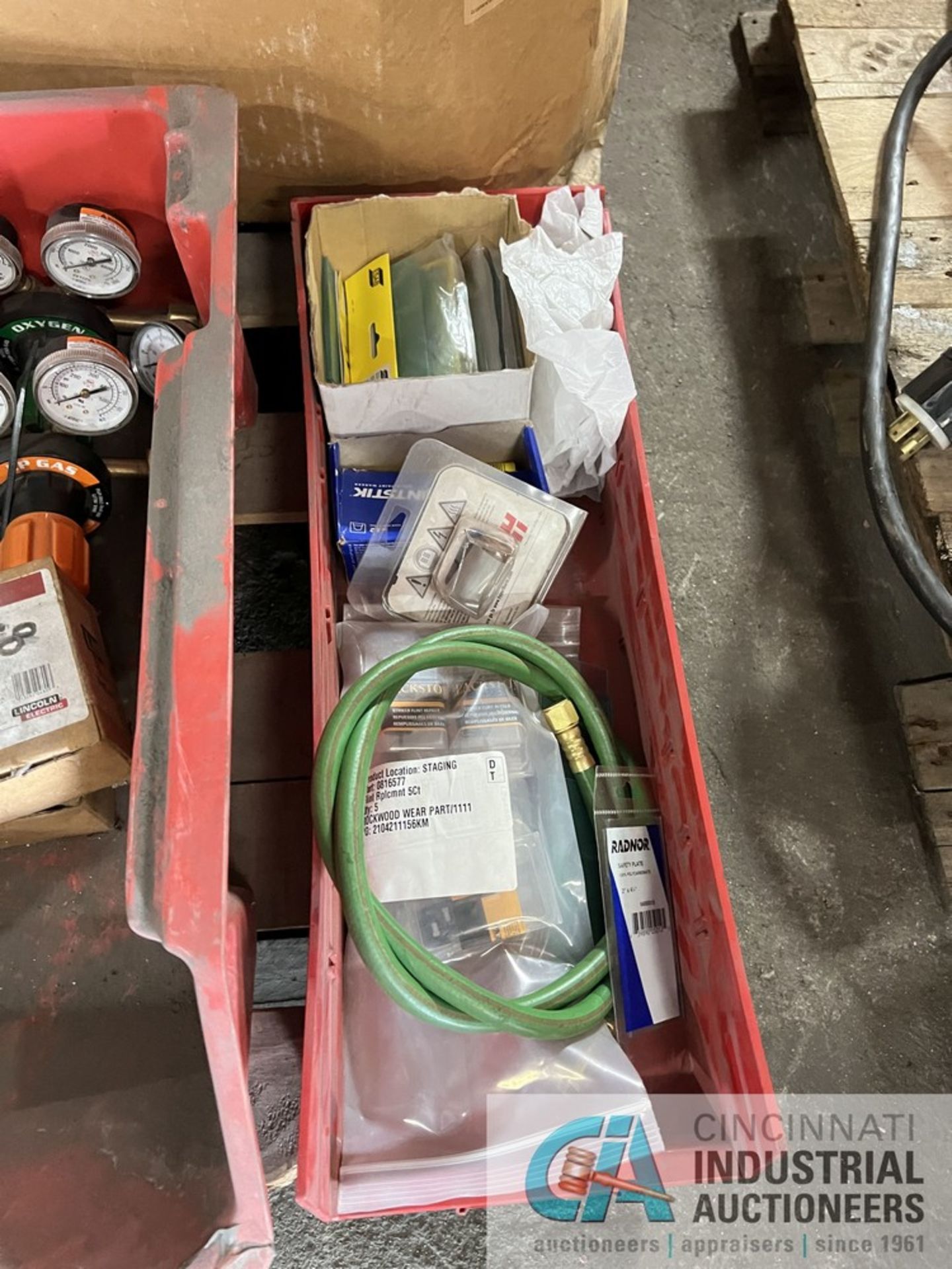 SKID MISCELLANEOUS WELDING SUPPLIES - Image 6 of 6