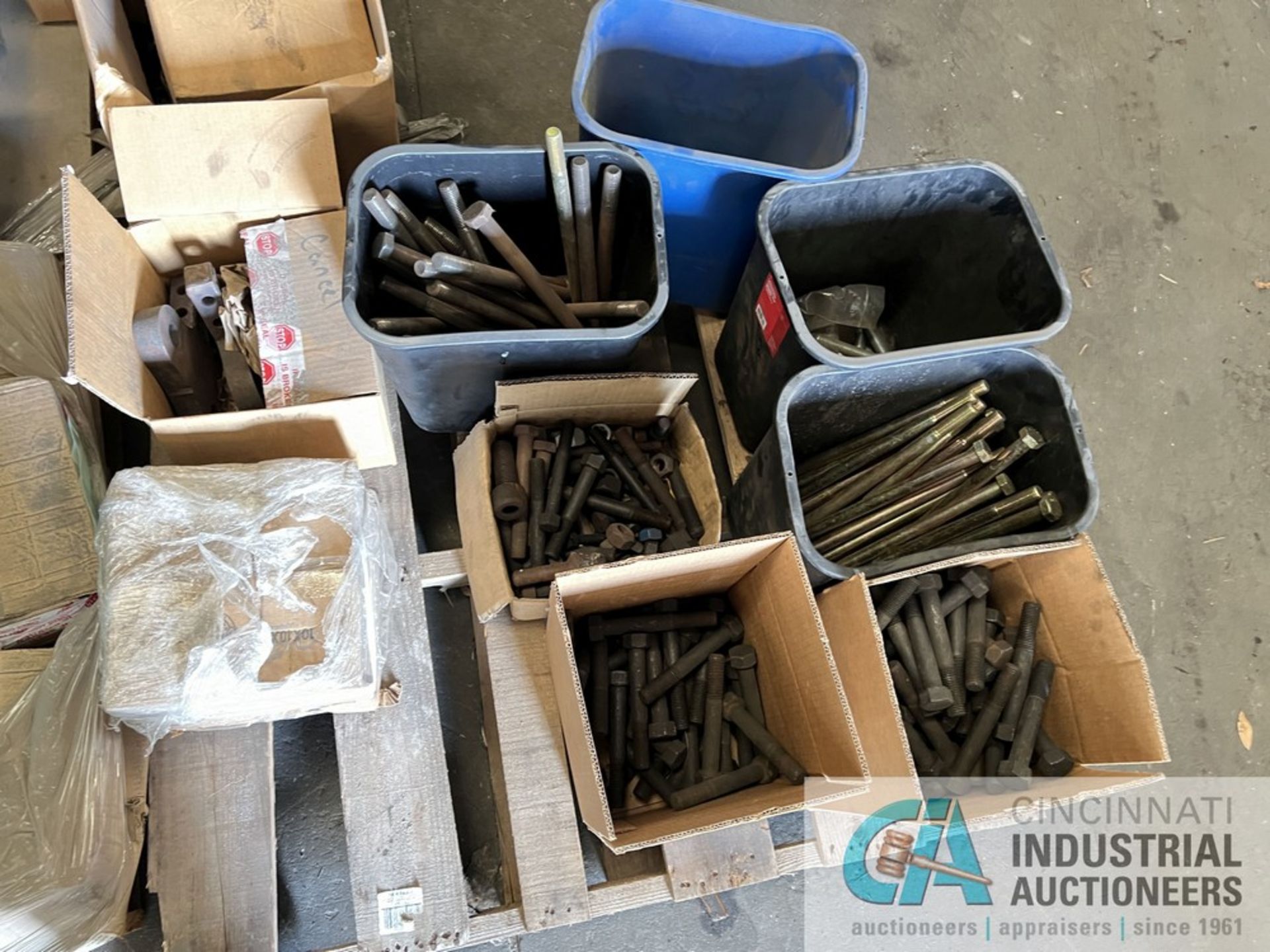 SKIDS MISCELLANEOUS HARDWARE INVENTORY OF NUTS AND BOLTS - Image 13 of 13