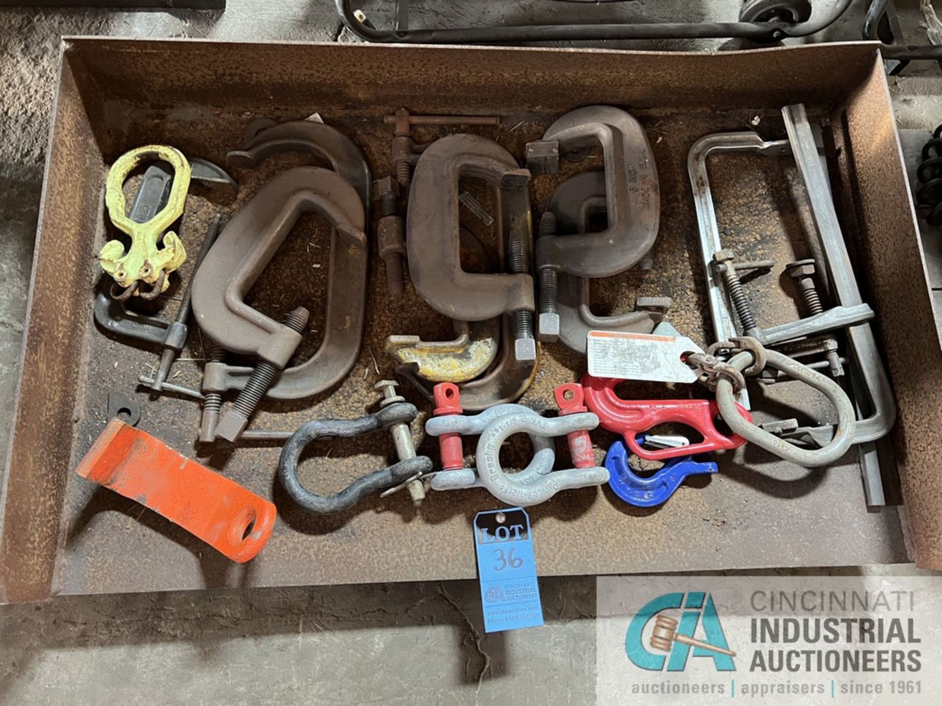 (LOT) MISCELLANEOUS C-CLAMPS, BAR CLAMPS, WITH HOOKS AND CLEVES