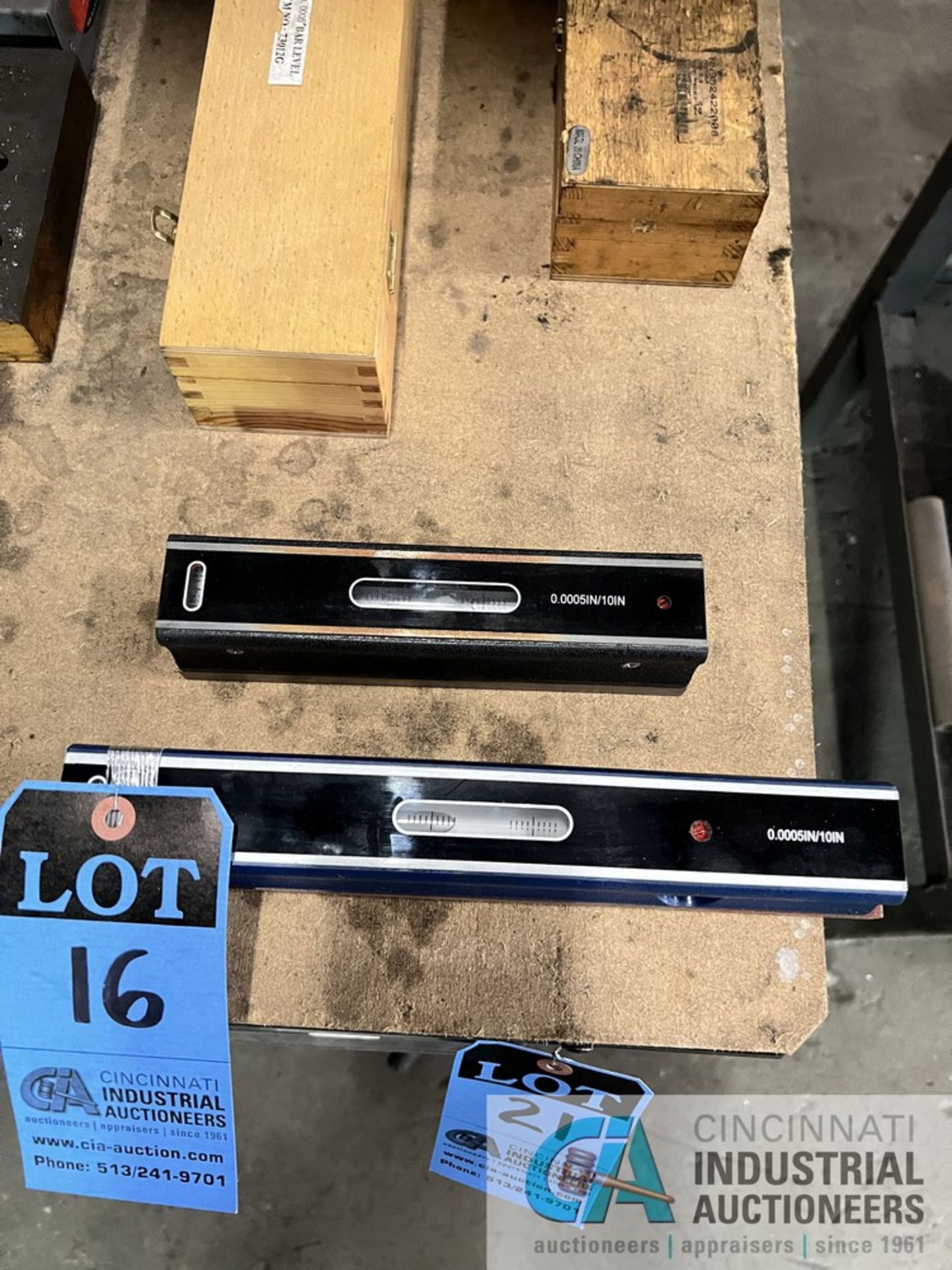 12" AND 8" TOOLMAKERS PRECISION LEVELS - Image 2 of 2