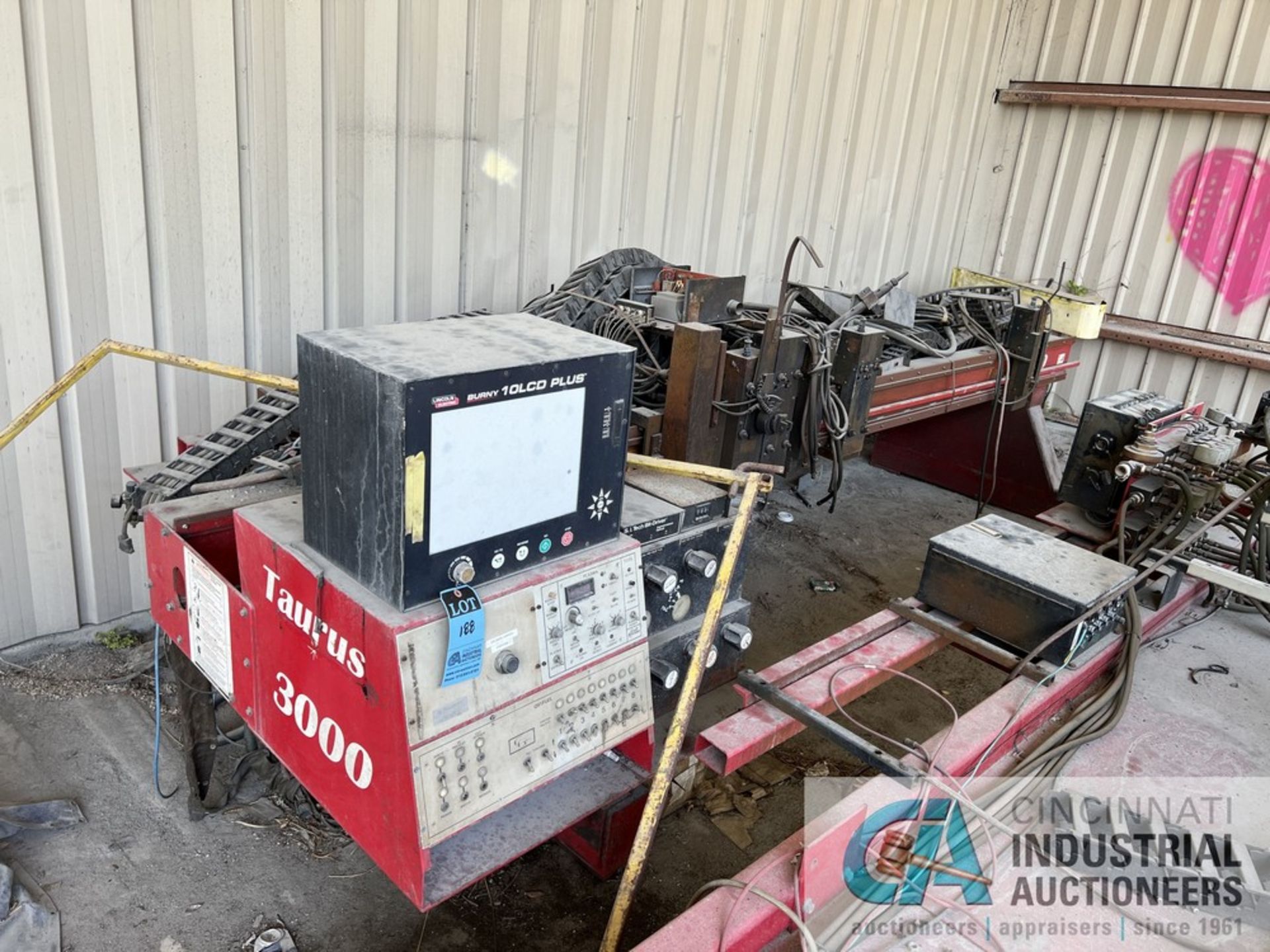 G&G SYSTEM MODEL TARIRUS 3000 PLASMA CUTTER; S/N N/A, 10' CUTTING LENGTH BURNY 10 LCD PLUS