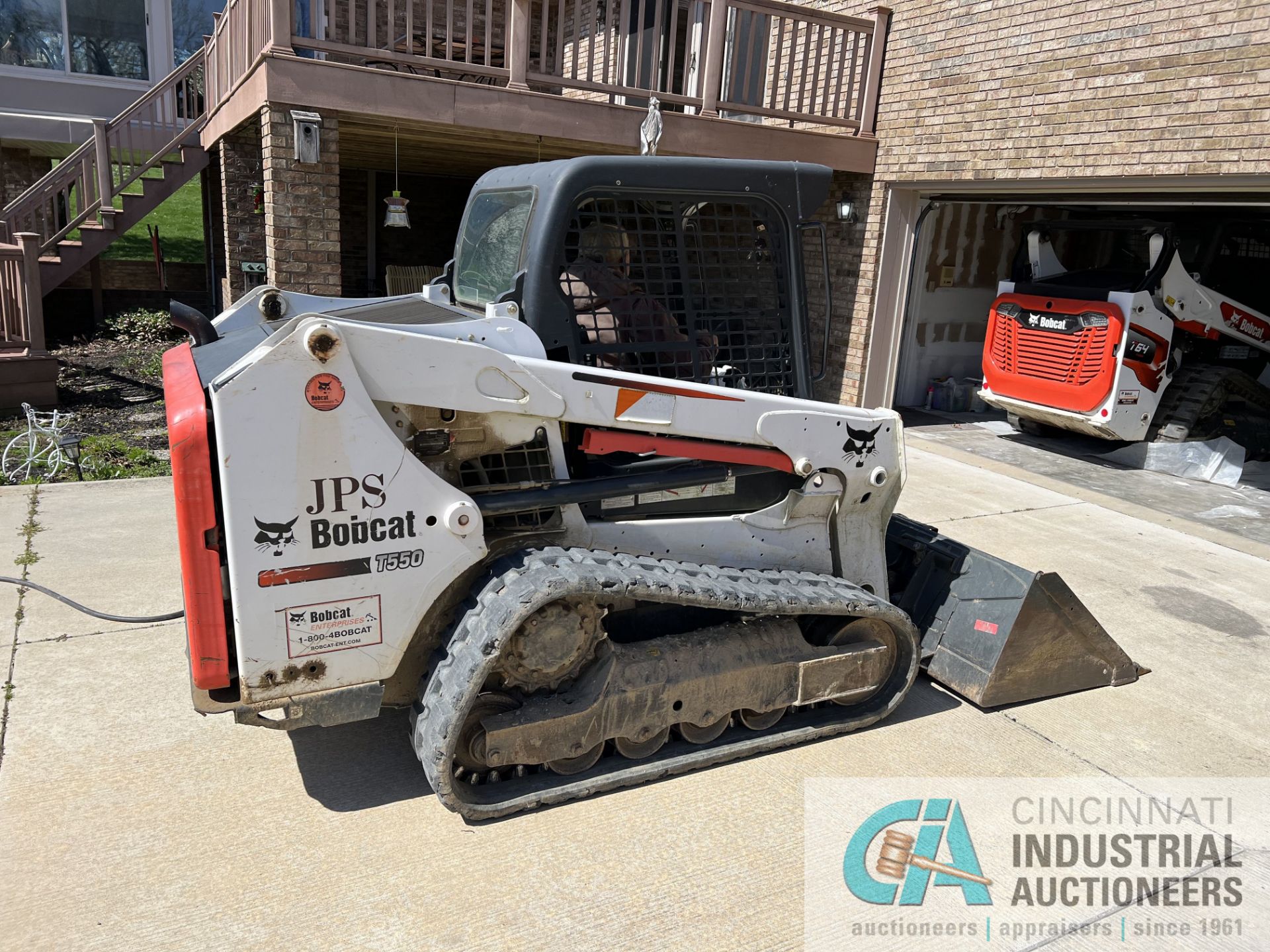 BOBCAT MODEL T550 INCLINE RUBBER TRACK DIESEL COMPACT SKID STEER TRACK LOADER; S/N AJZV16462 (NEW