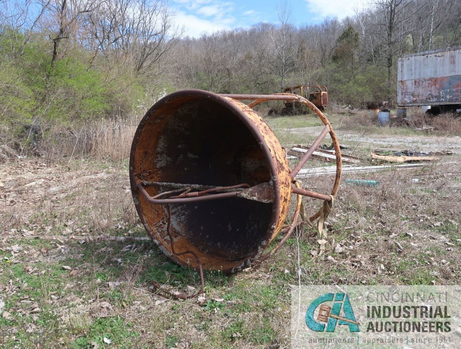 CAMLEVER STANDARD CONCRETE BUCKET **LOCATED AT 900 LICKING PIKE, WILDER, KY 41076**