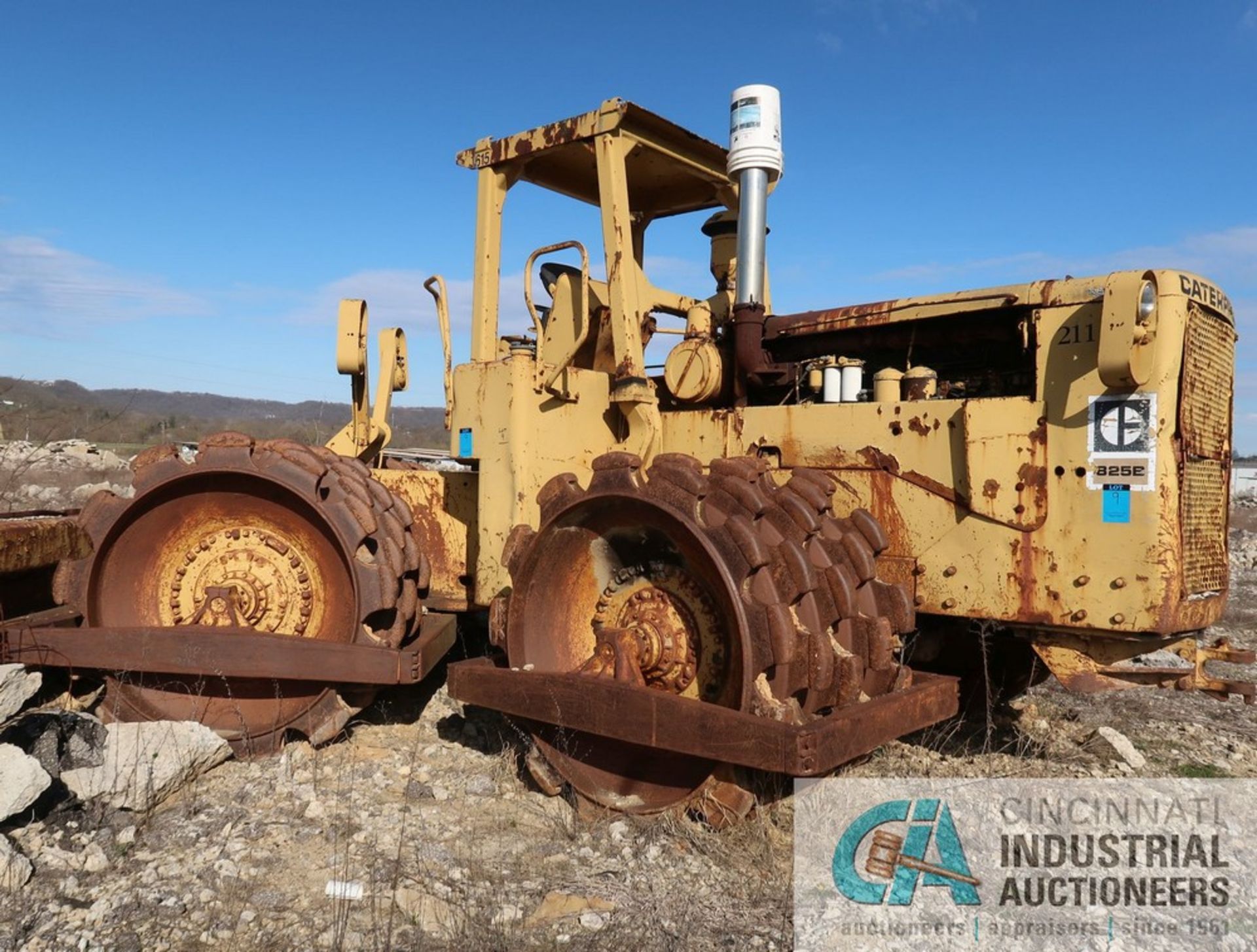 CATERPILLAR MODEL 825B SHEEPS FOOT COMPACTOR; S/N N/A (NEW 1973), 168" STRAIGHT BLADE, 46" WIDE