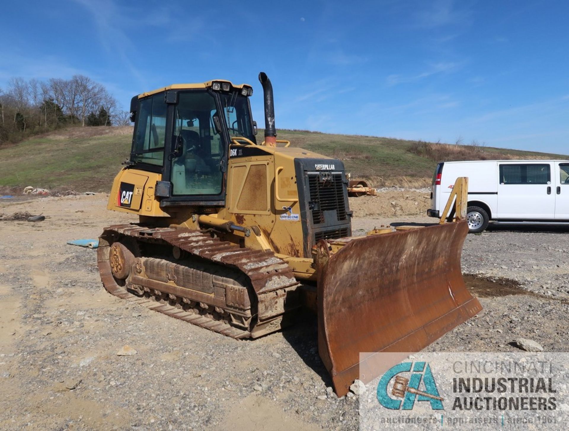 CATERPILLAR MODEL D6K XL CRAWLER DOZER; S/N CAT00D6KPFBH00552, SIX-WAY BLADE, HYDROSTATIC - Bild 3 aus 17