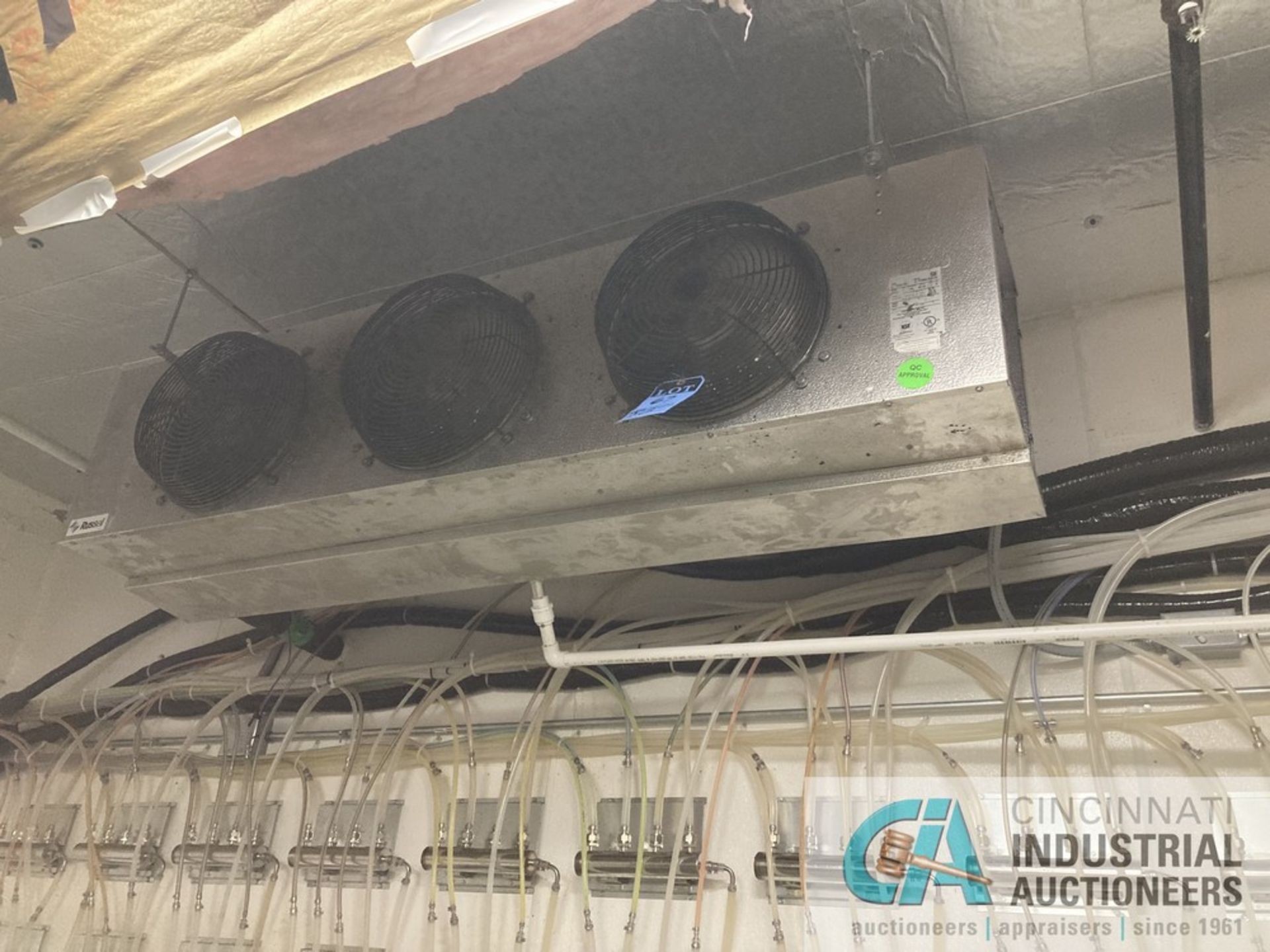 RUSSELL MODEL ITFA328-10DP CEILING MOUNT CHILLER FANS - NOTE NO CHASING LINES - CONFORMED TO WALK-IN