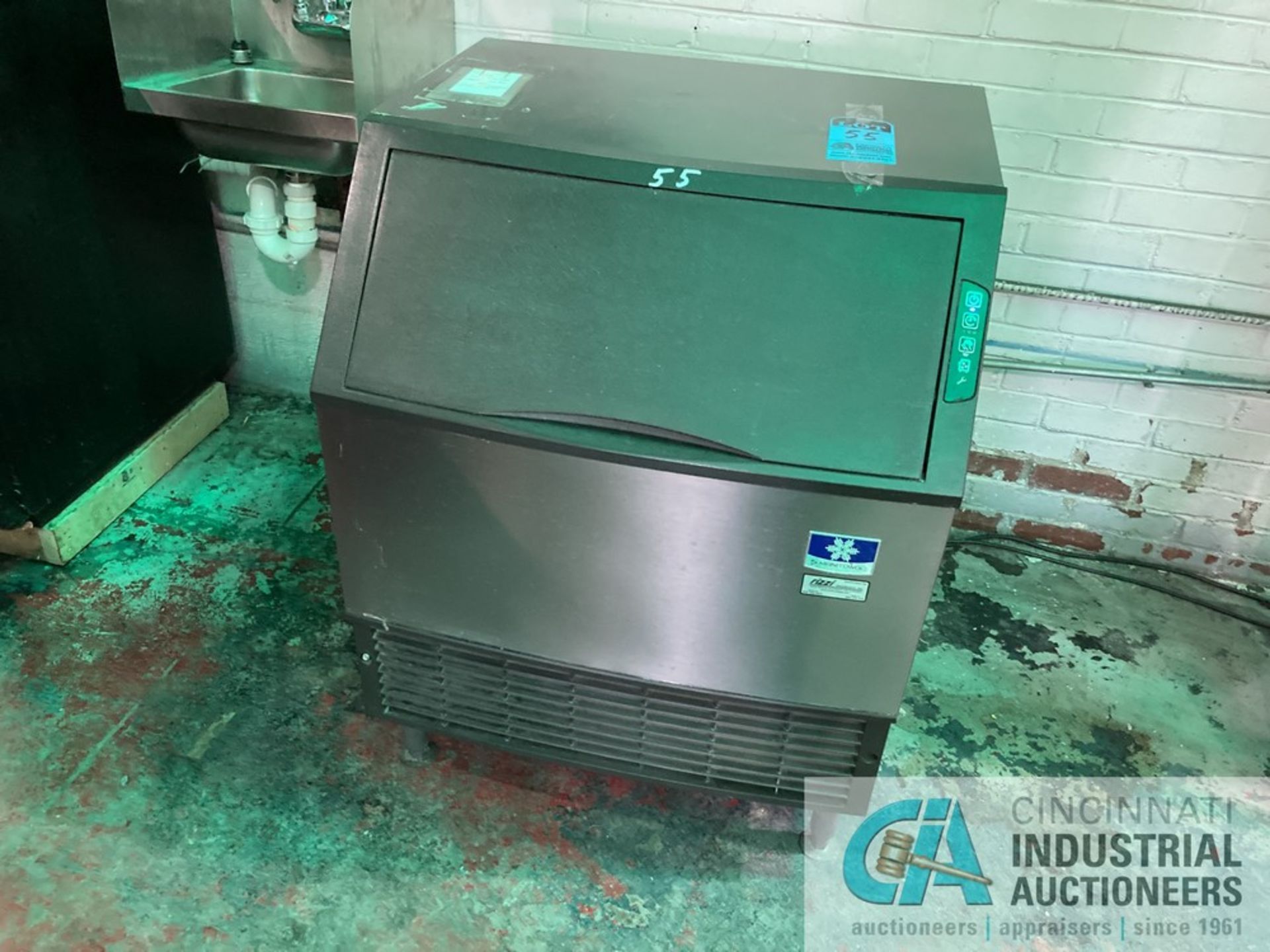 MANITOWOC MODEL UYF0310A-161B ICE MAKER; S/N 310475, 115 VOLT **For convenience, the loading fee - Image 2 of 2