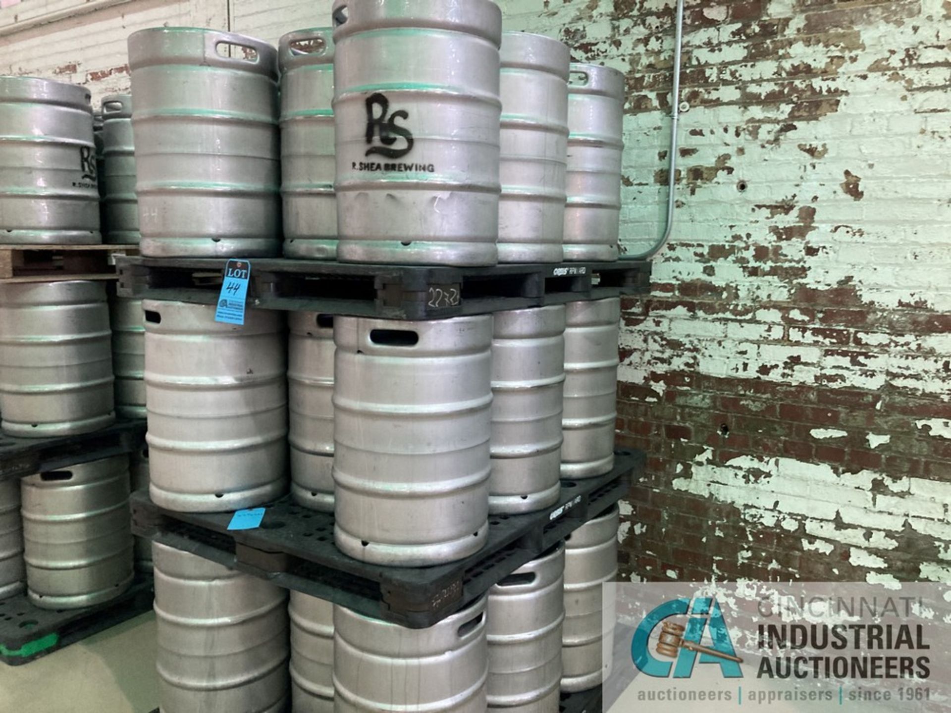 1/2 BBL KEGS **For convenience, the loading fee of $50.00 will be added to the invoice and paid to