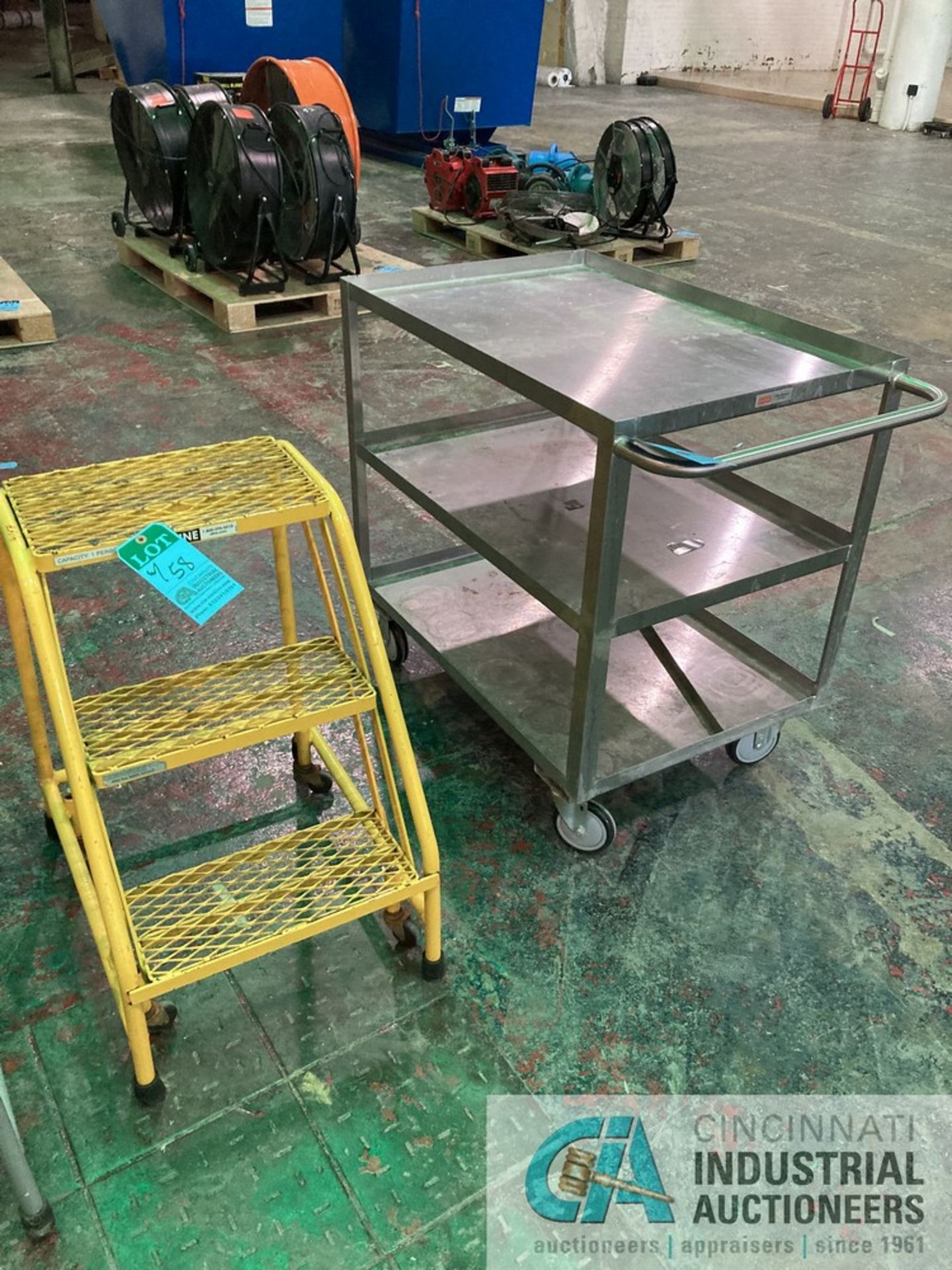 (LOT) 10' SHOP LADDER, 6' SHOP LADDER, 3' SHOP LADDER, STEEL CART **For convenience, the loading fee - Image 2 of 4