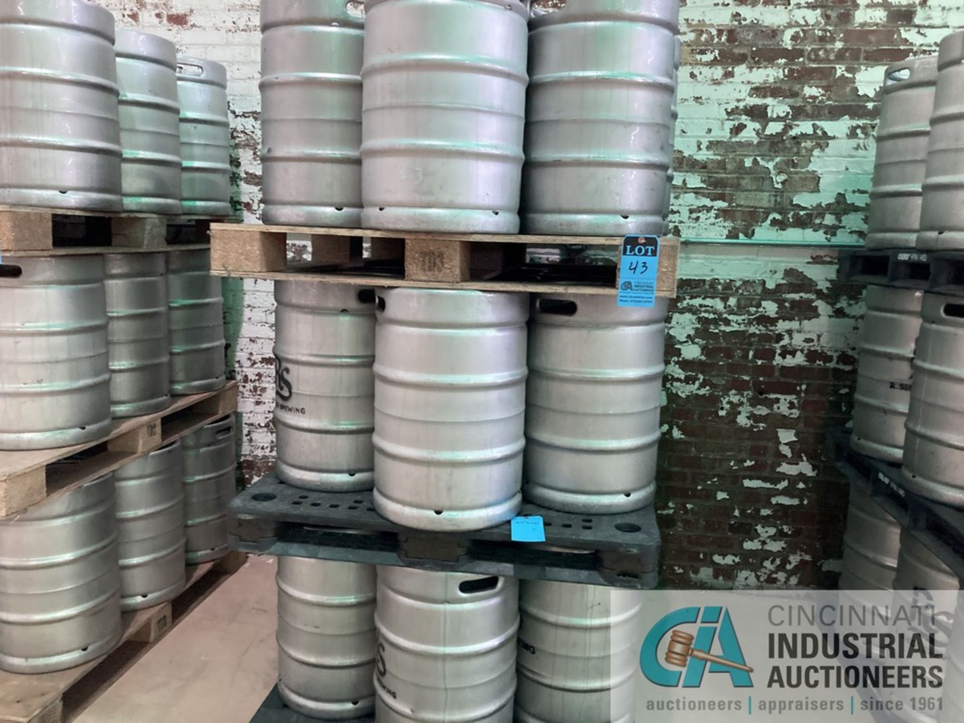 1/2 BBL KEGS **For convenience, the loading fee of $50.00 will be added to the invoice and paid to