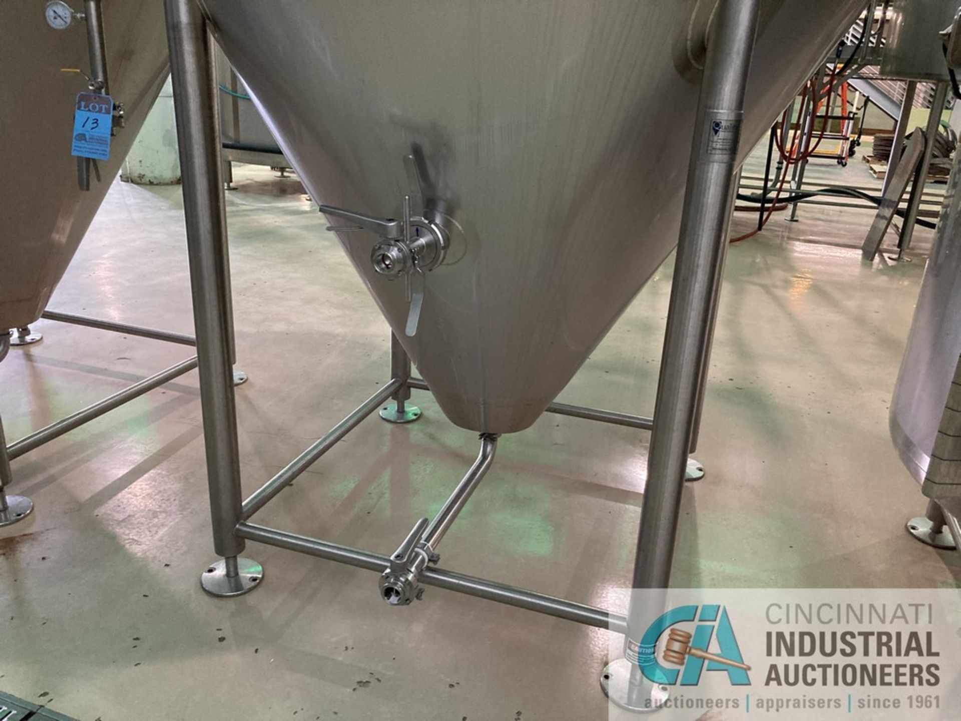 40 BBL QTS SOLUTIONS FV7 FERMENTER TANK AT 76-3/16" DIAMETER X 160' HIGH, INCLUDES SADDLES **For - Image 4 of 5