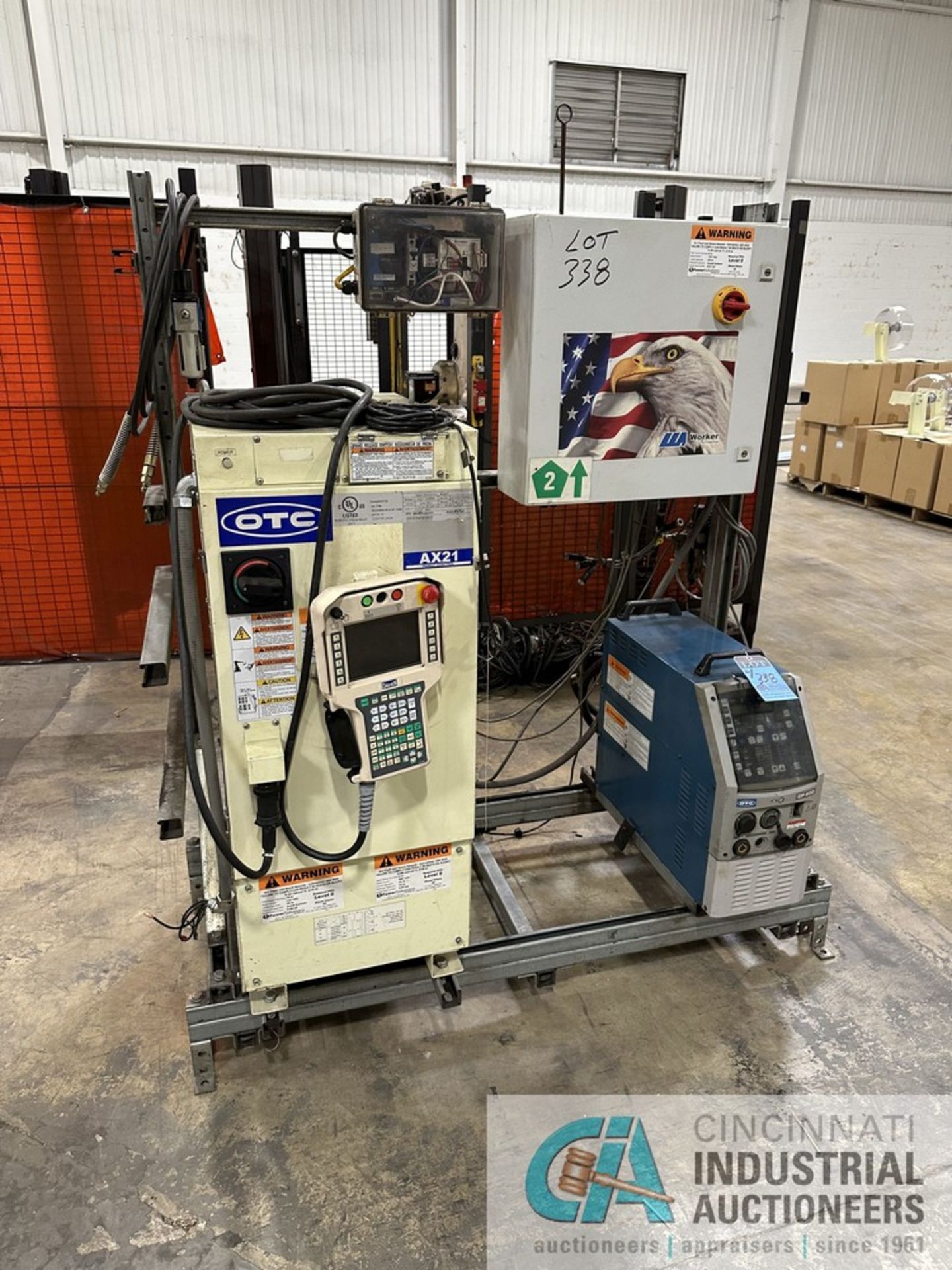 OTC WORKER AUTOMATION SINGLE-ROBOT TWO-STATION ROBOTIC WELDING CELL; OTC MODEL AII-B4 ROBOT, AX21- - Bild 15 aus 15