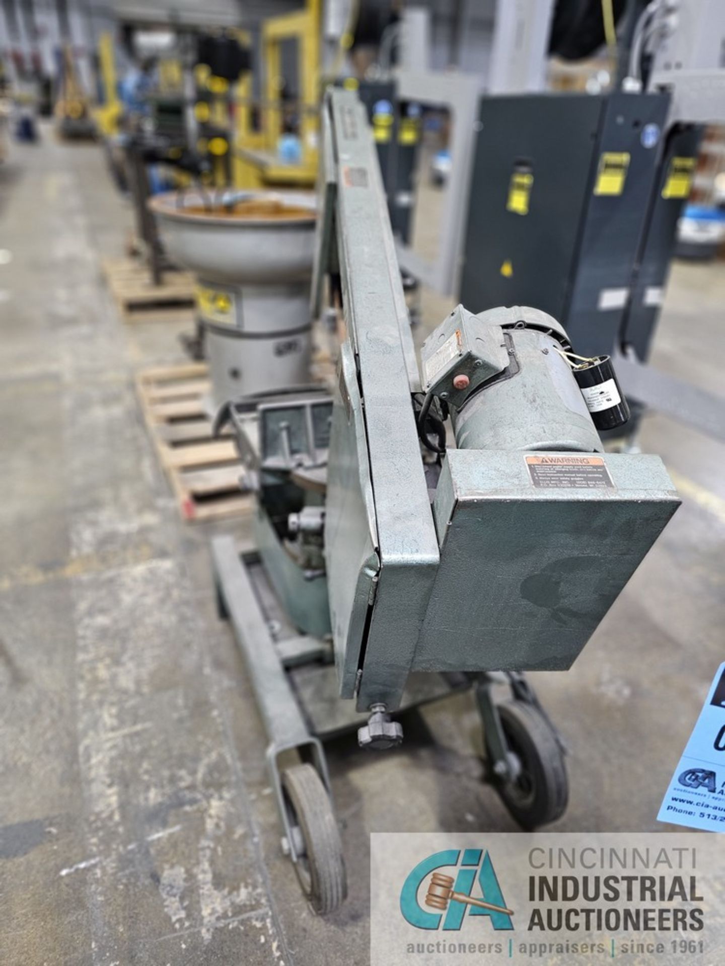 ELLIS MODEL 1600 MITRE HORIZONTAL BAND SAW - Image 2 of 5