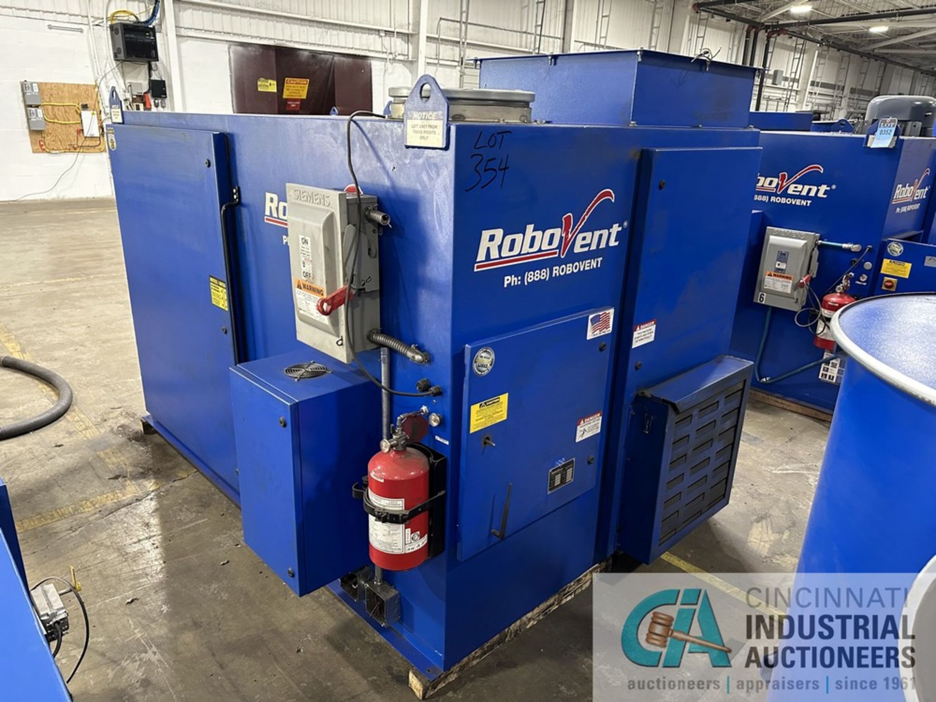 25 HP ROBOVENT FLOORSAVER MODEL DFS-800-8 DUST COLLECTOR; S/N 265609 (NEW 10/2016), DELTA 3 SPARKOUT - Image 3 of 10