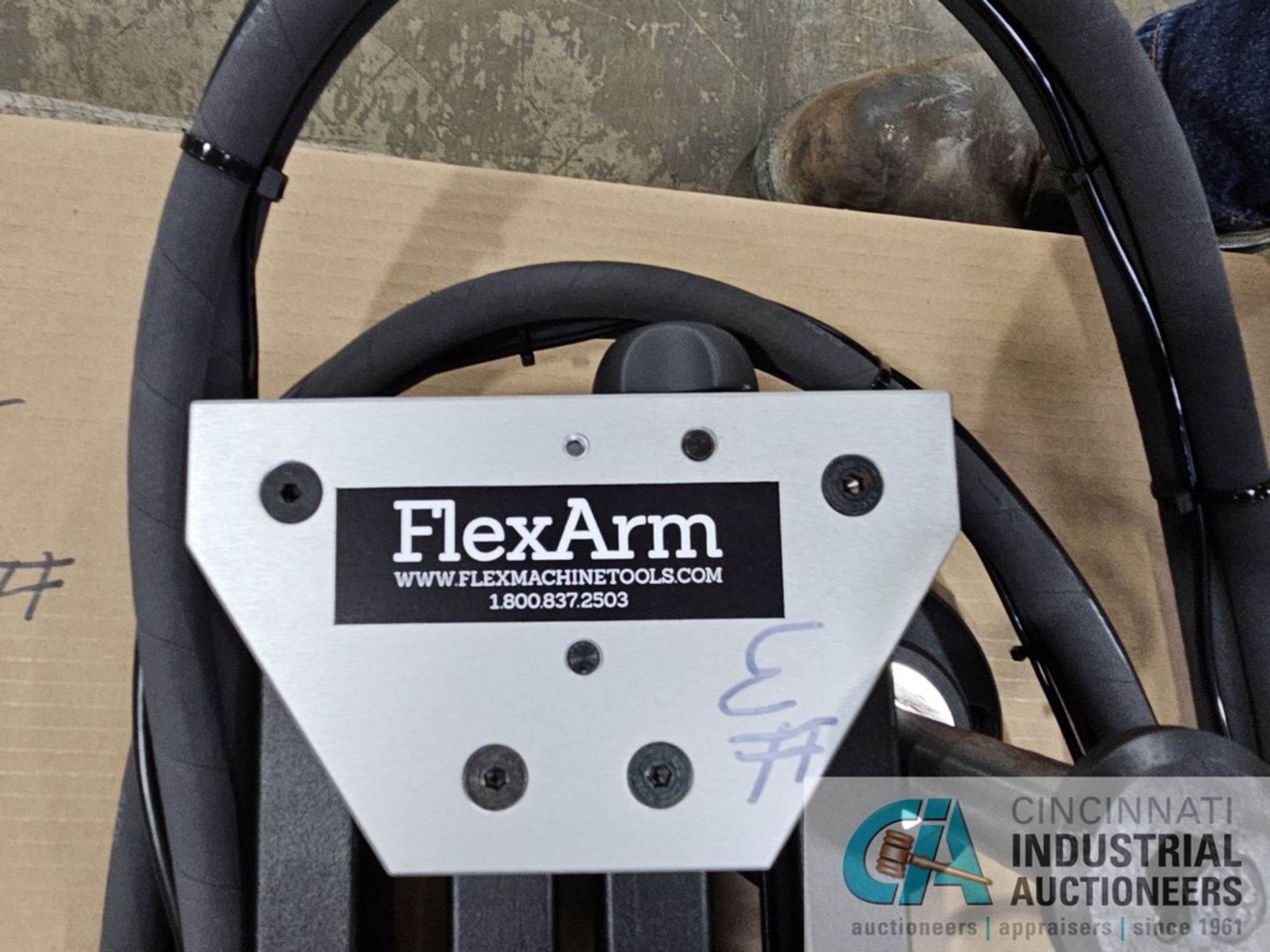 FLEXARM HYDRAULIC TAPPER WITH HYDRAULIC SYSTEM (NEW NEVER USED) - Image 3 of 11