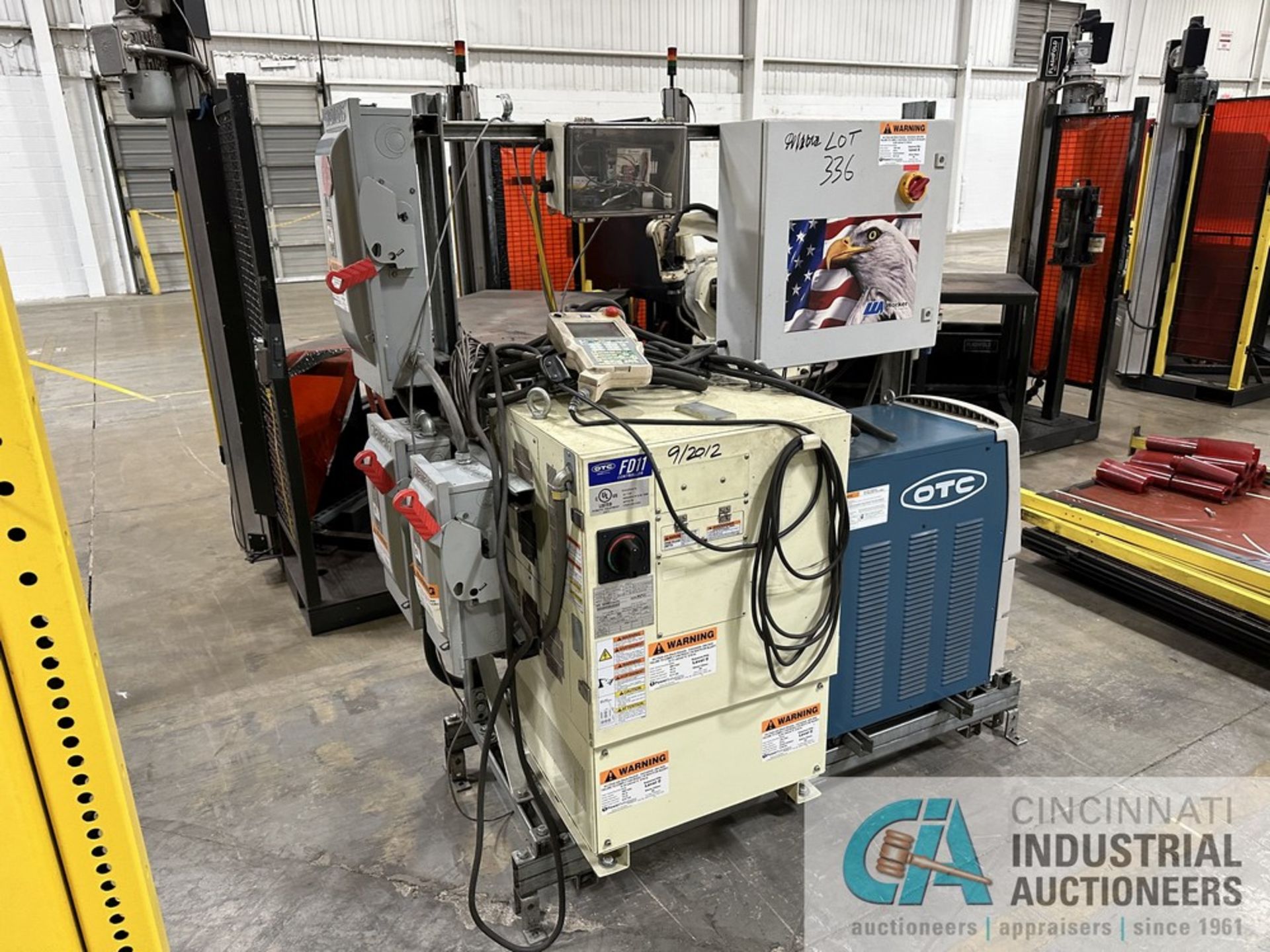 OTC WORKER AUTOMATION SINGLE-ROBOT TWO-STATION ROBOTIC WELDING CELL; OTC MODEL FD-B4L ROBOT, FD11- - Image 19 of 20