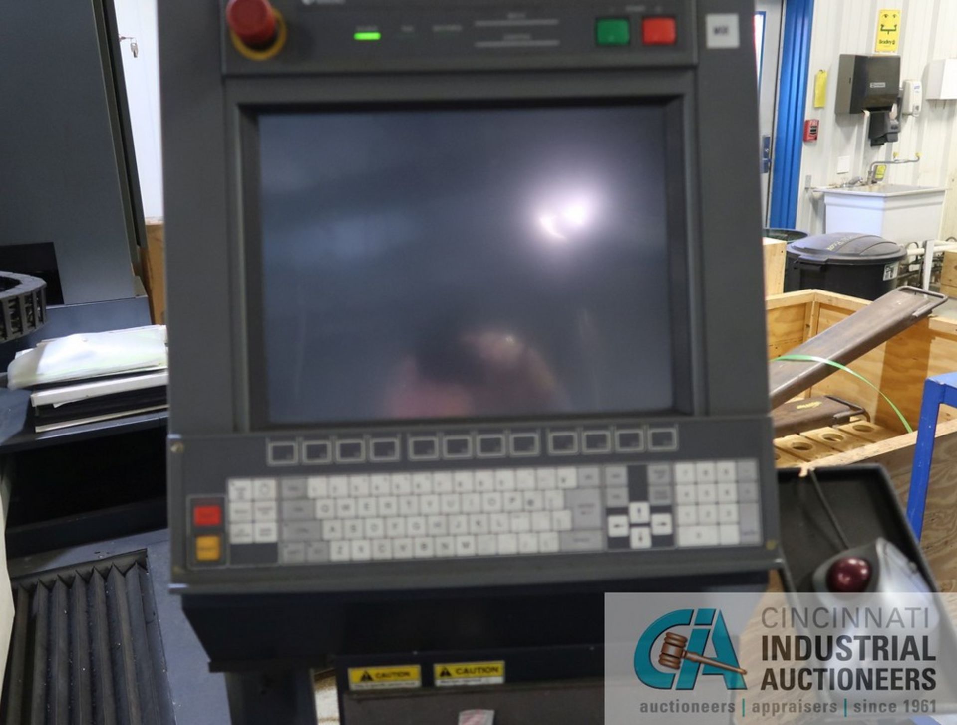 MAKINO MODEL DUO64 CNC WIRE EDM; S/N W130095 (NEW 2010) **OUT OF SERVICE** Repair quote in photos - Bild 11 aus 23