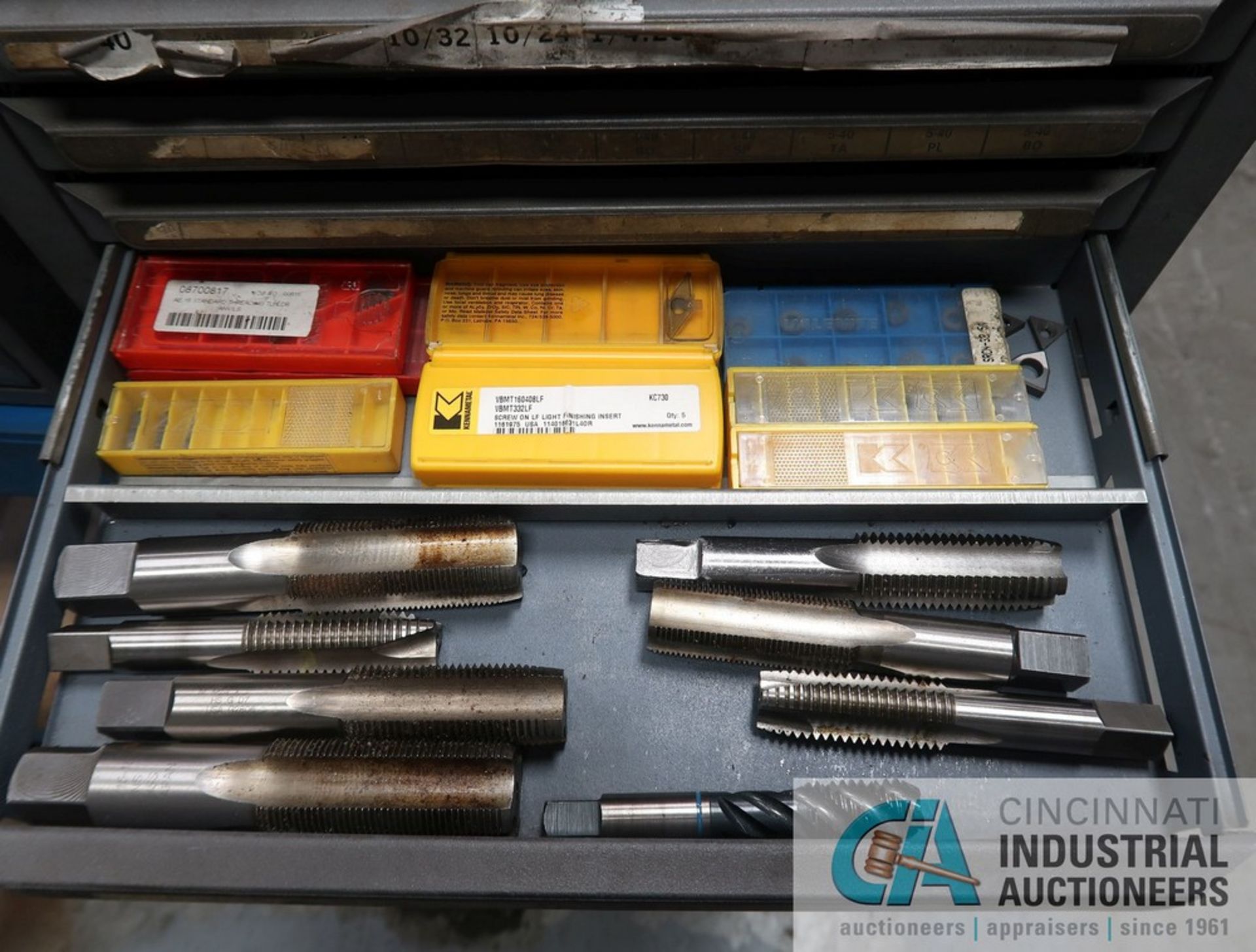 INDEX CABINET AND CONTENTS WITH MISCELLANEOUS TOOLING - Image 10 of 11