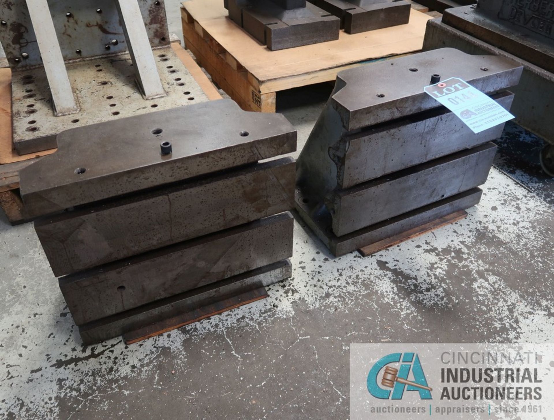 6" X 14" X 14" ANGLE PLATES - Image 2 of 2