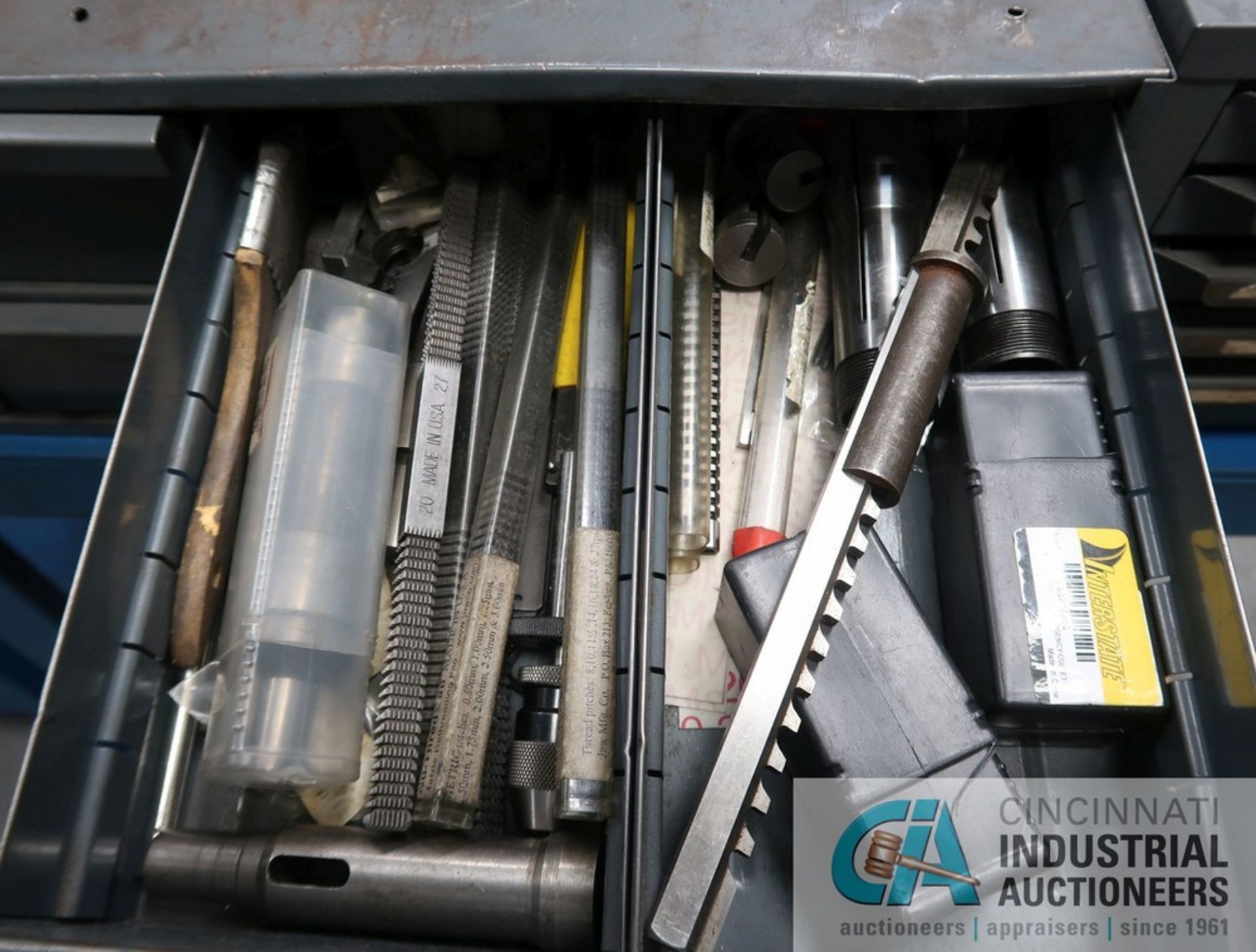 INDEX CABINET AND CONTENTS WITH MISCELLANEOUS TOOLING - Image 4 of 11
