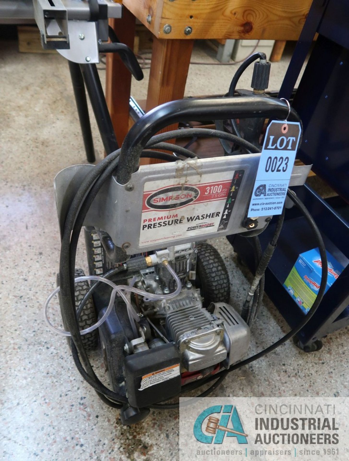 SIMPSON MODEL MS31025HT PORTABLE GAS PRESSURE WASHER WITH HONDA GC160 ENGINE, 3,100 PSI, 2.5 GPM