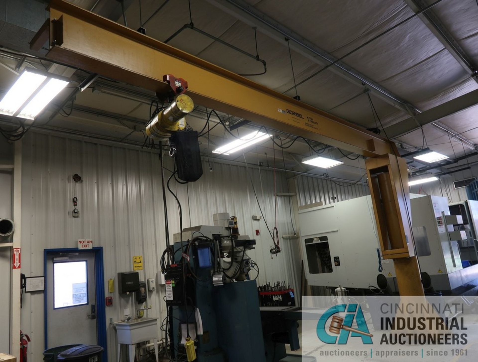 1 TON CAPACITY X 18' ARM (APPROX.) GORBEL FREE-STANDING JIB CRANE WITH 1 TON BUDGIT PENDANT - Image 2 of 6