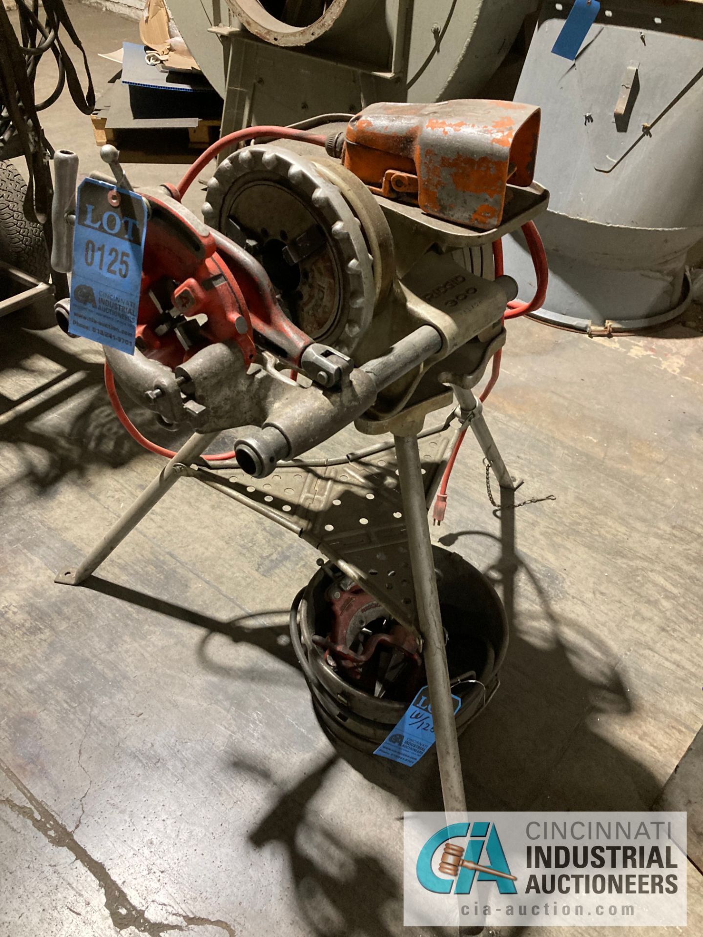 RIDGID MODEL 300 POWERED PIPE THREADER